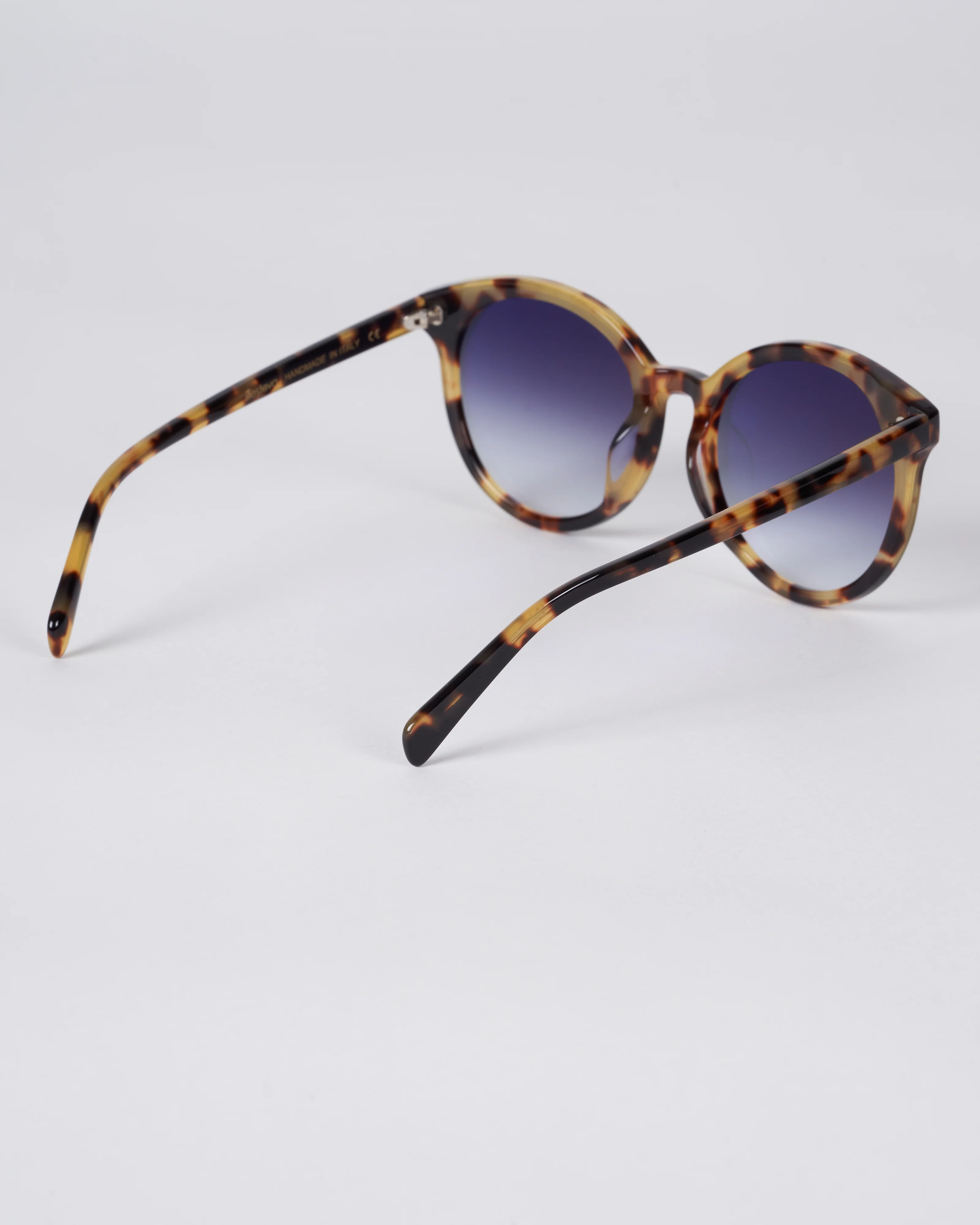 helen - tortoise with silver mirror gradient - Image 3