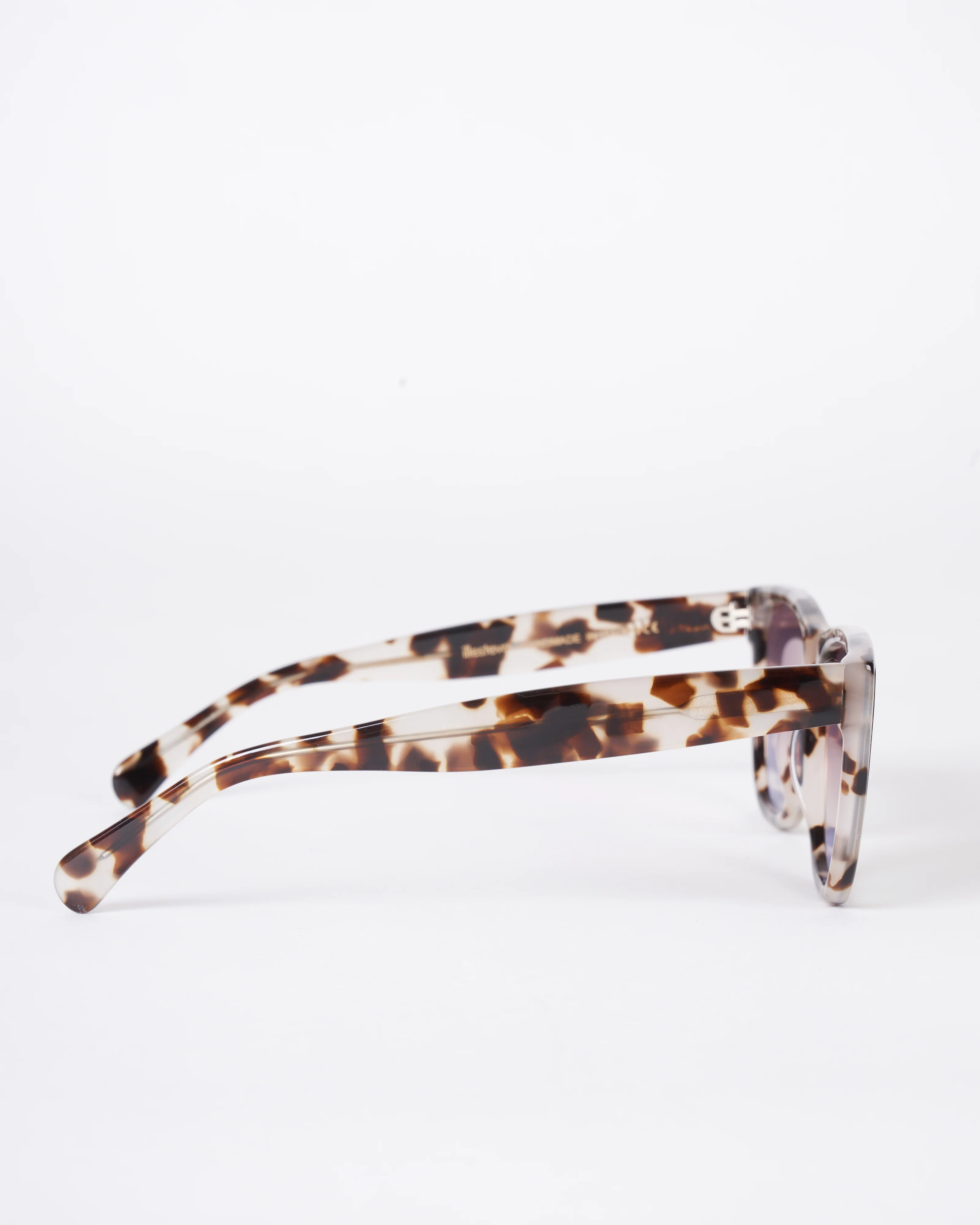 madrid - white tortoise - Image 2