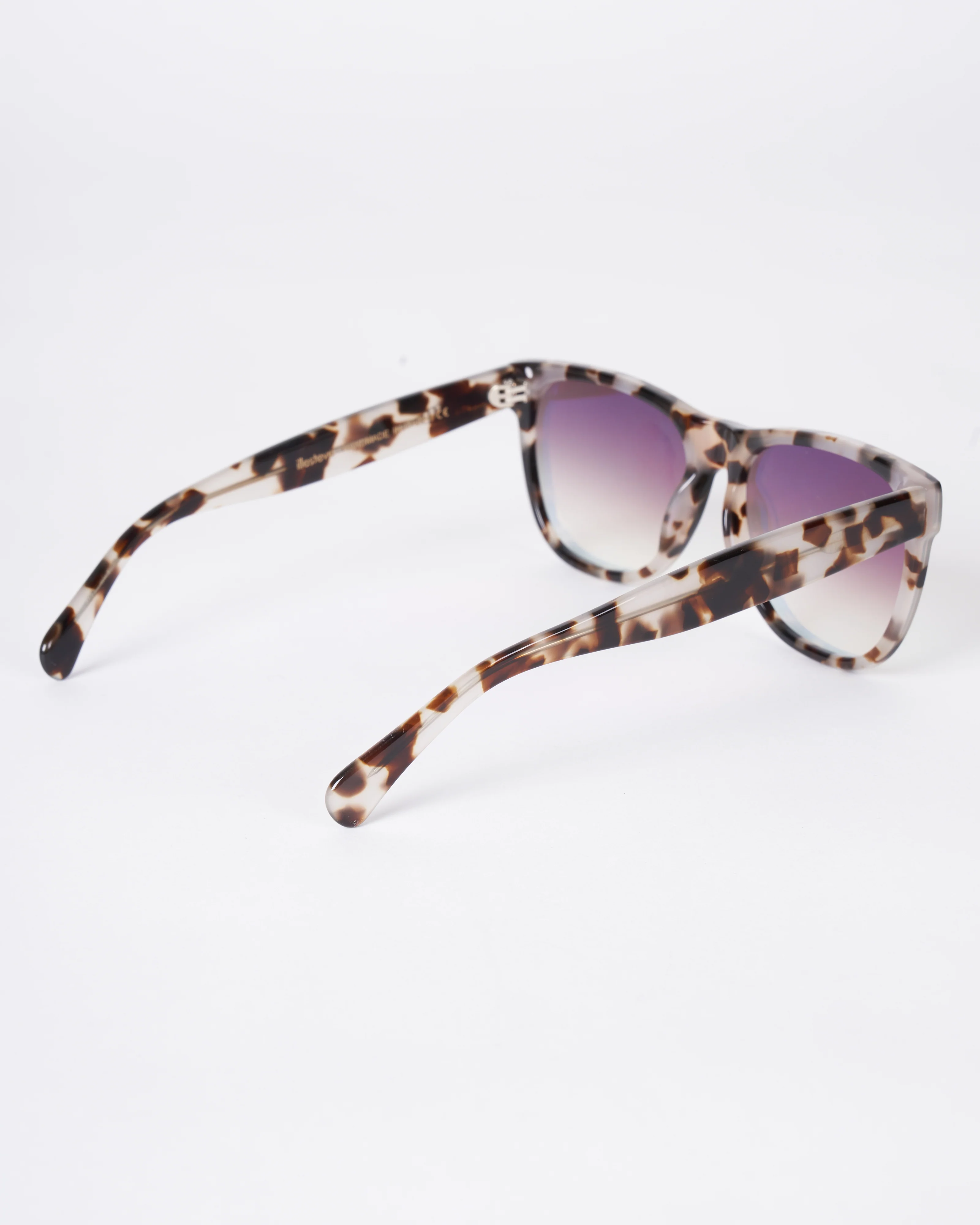 madrid - white tortoise - Image 3