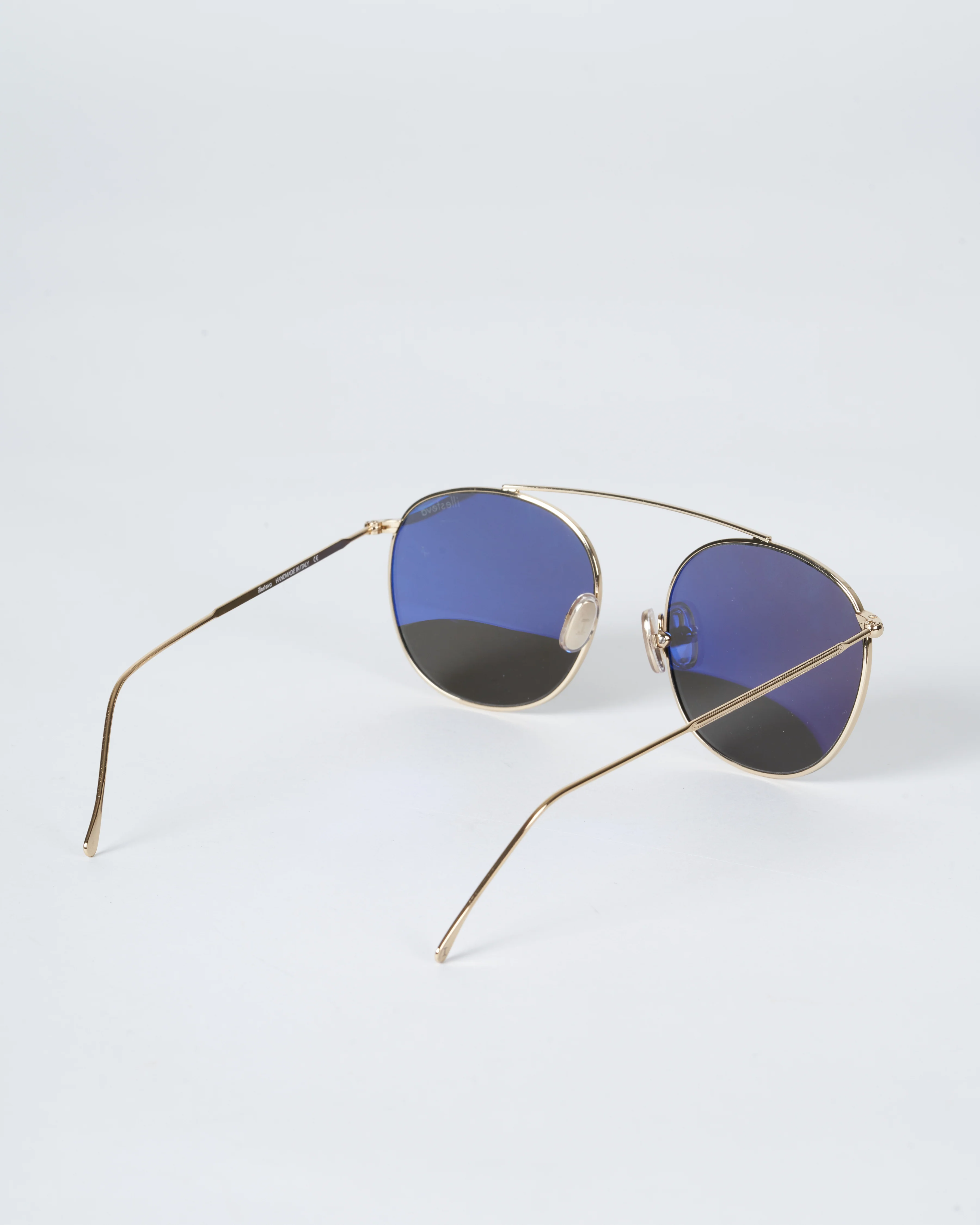 mykonos ii sunglasses - gold with silver flat mirror - Image 3