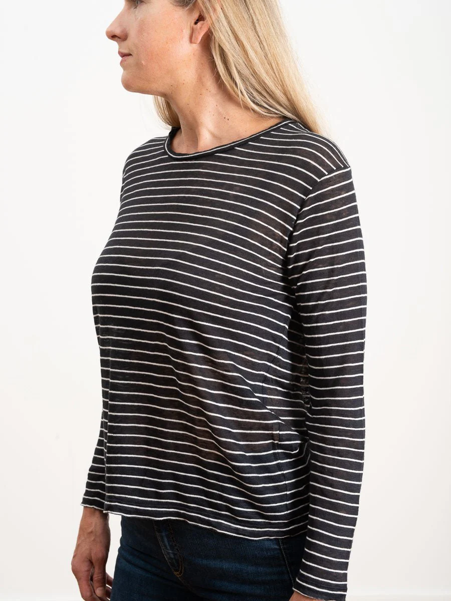 kaaron tee - black/ecru - Image 3
