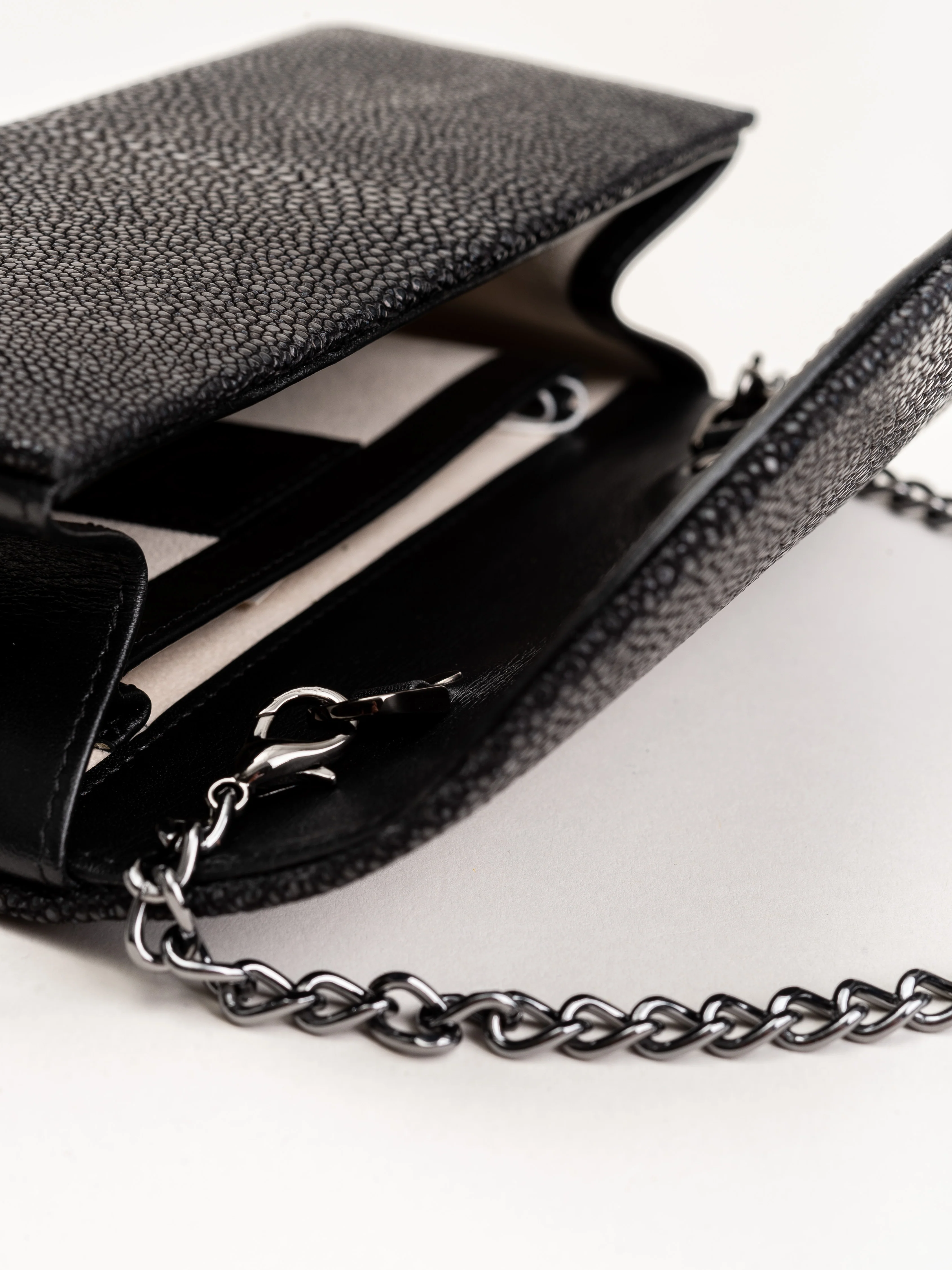 baby grande stingray clutch - black - Image 4