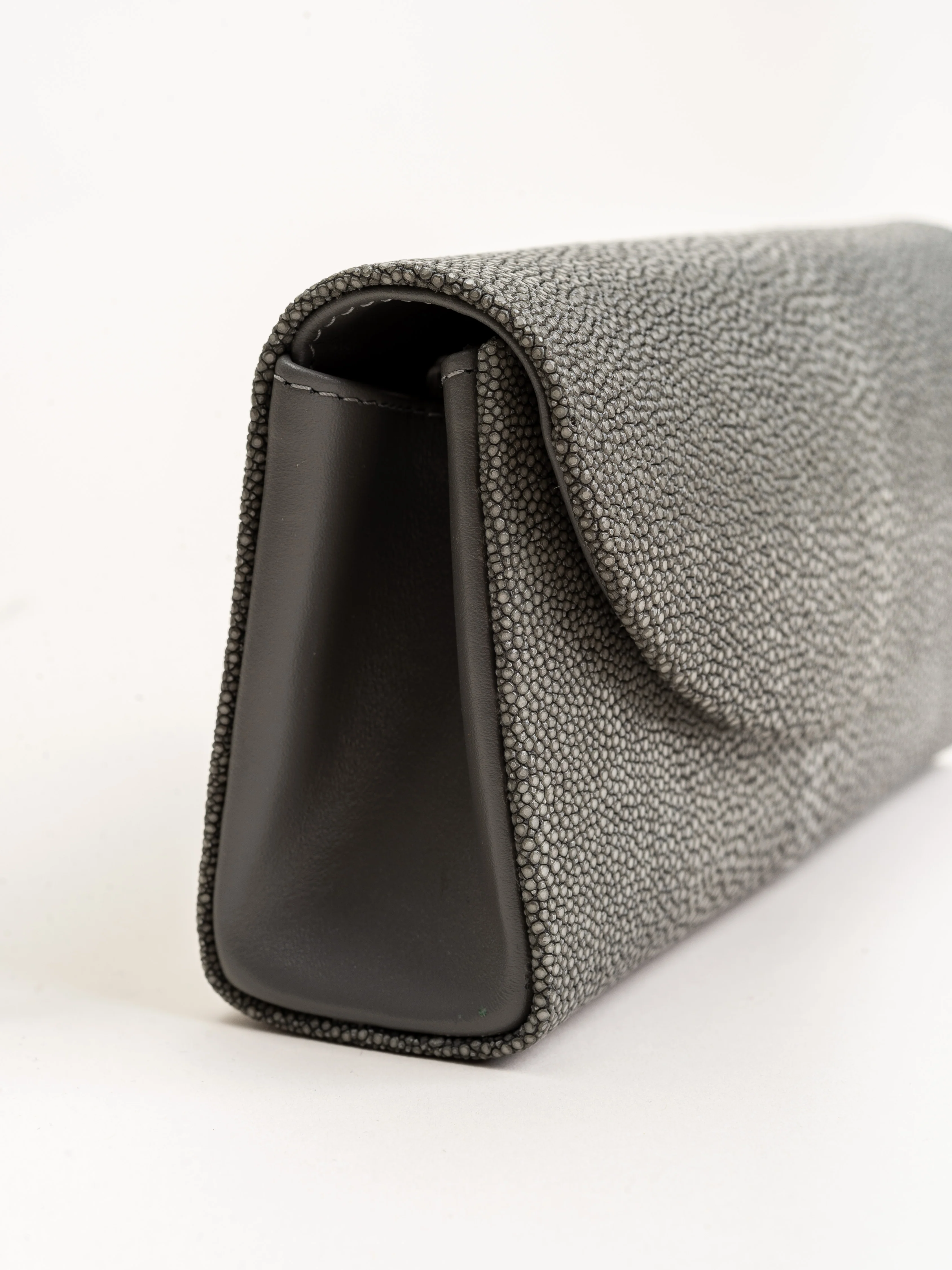 baby grande stingray clutch - grey - Image 3