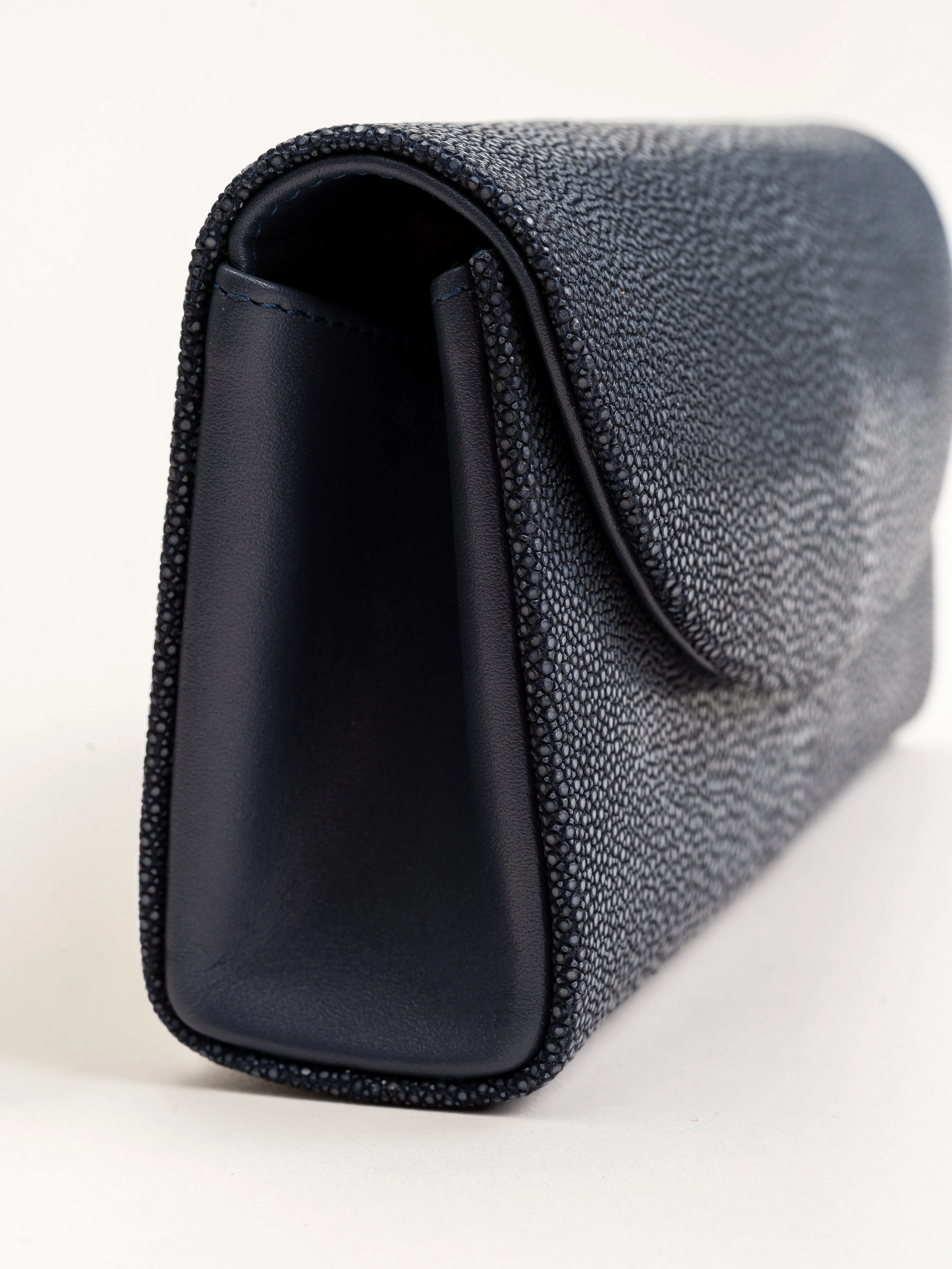 baby grande stingray clutch - navy - Image 3