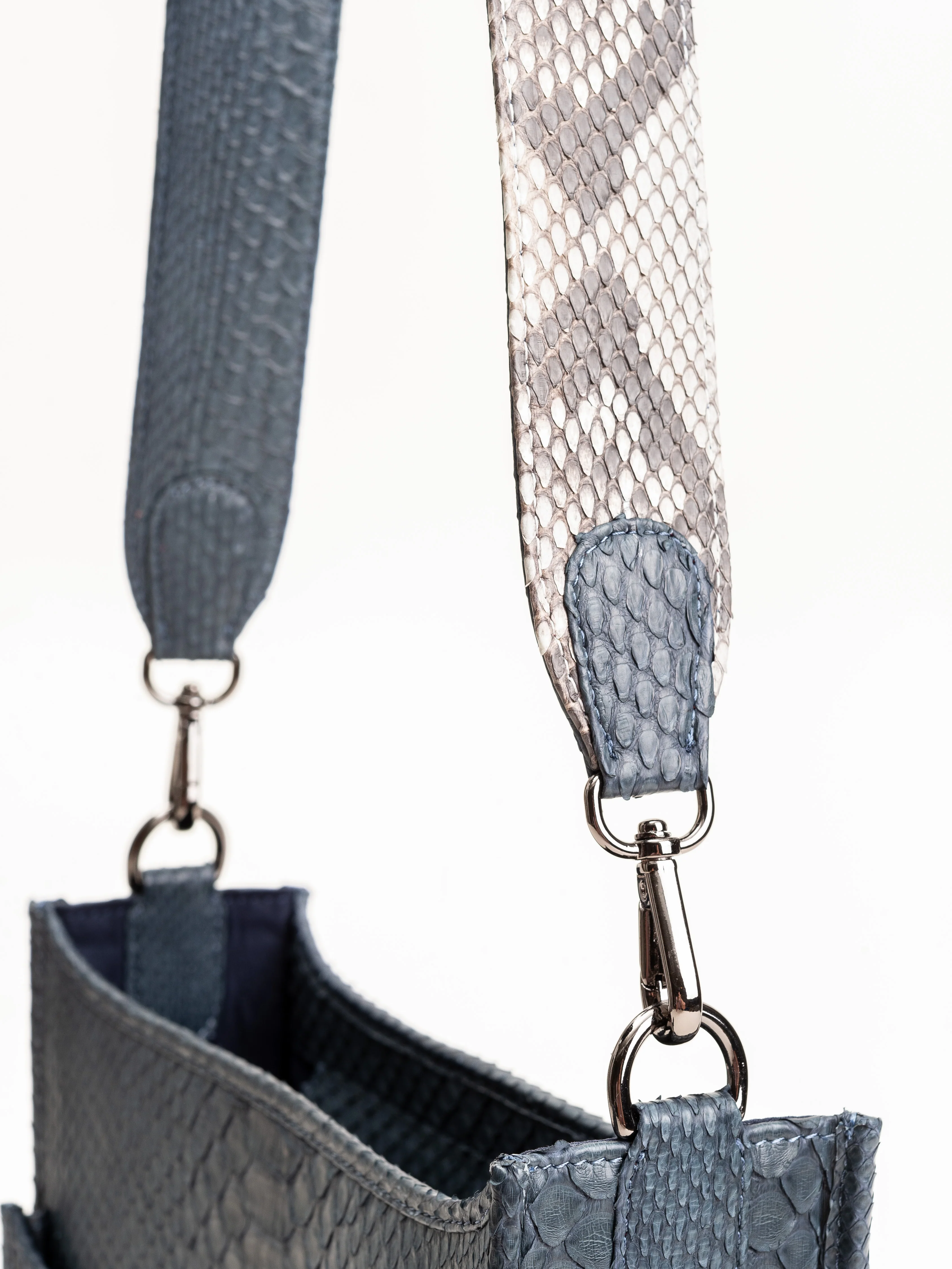 small asher multistrap bag - blue jean - Image 4