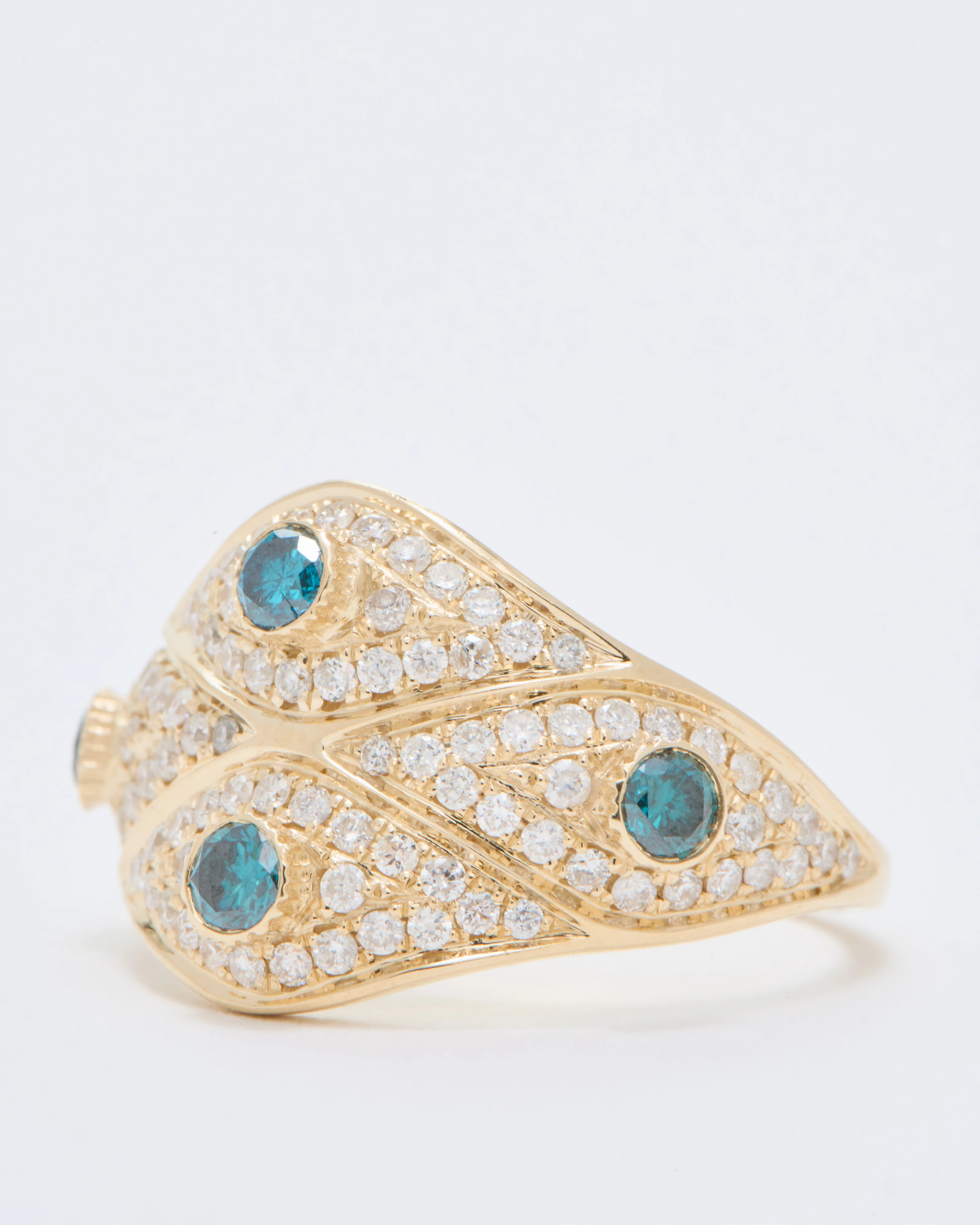 4 blue diamond center pave eye ring - Image 4
