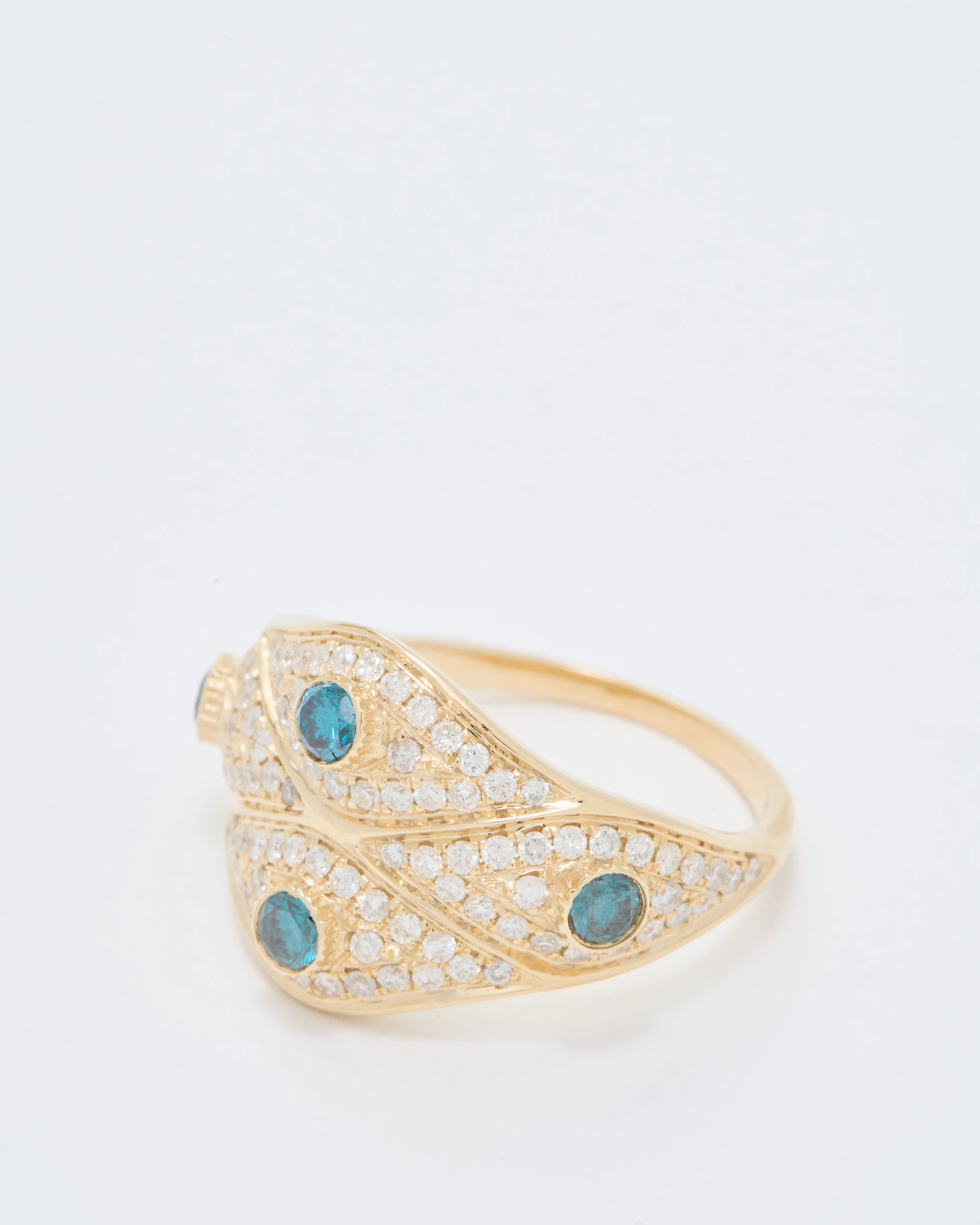 4 blue diamond center pave eye ring - Image 5