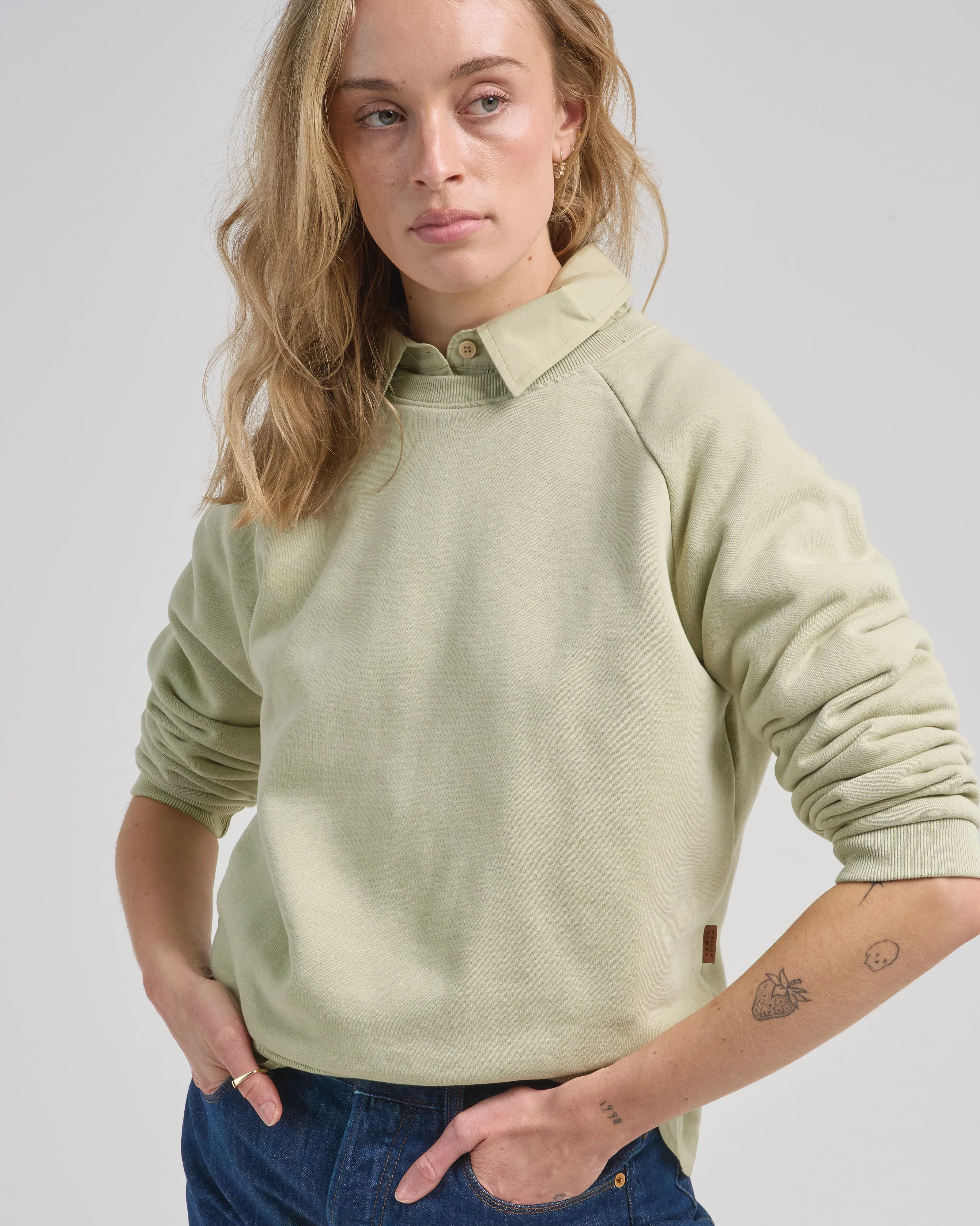 the daily sweatshirt - Image 4