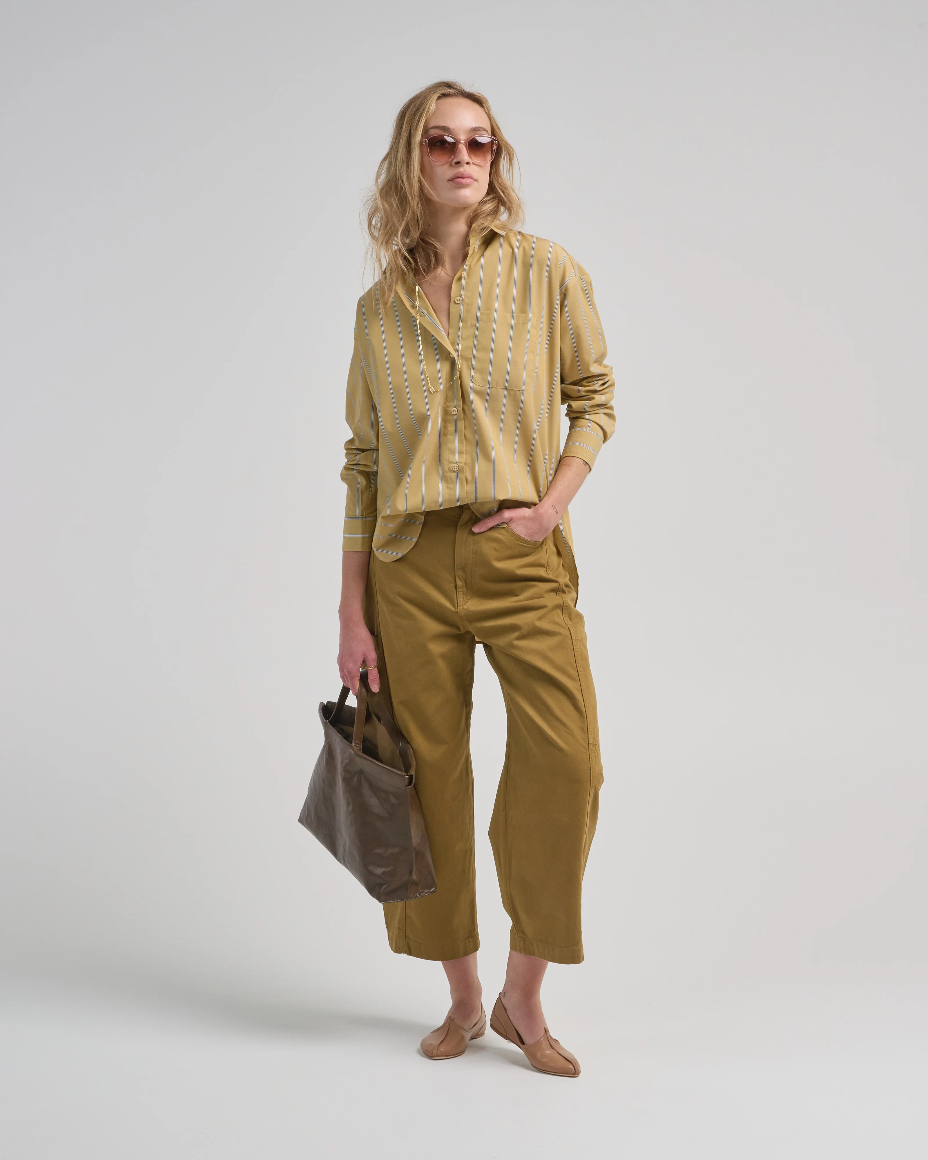 the essential shirt - Image 2