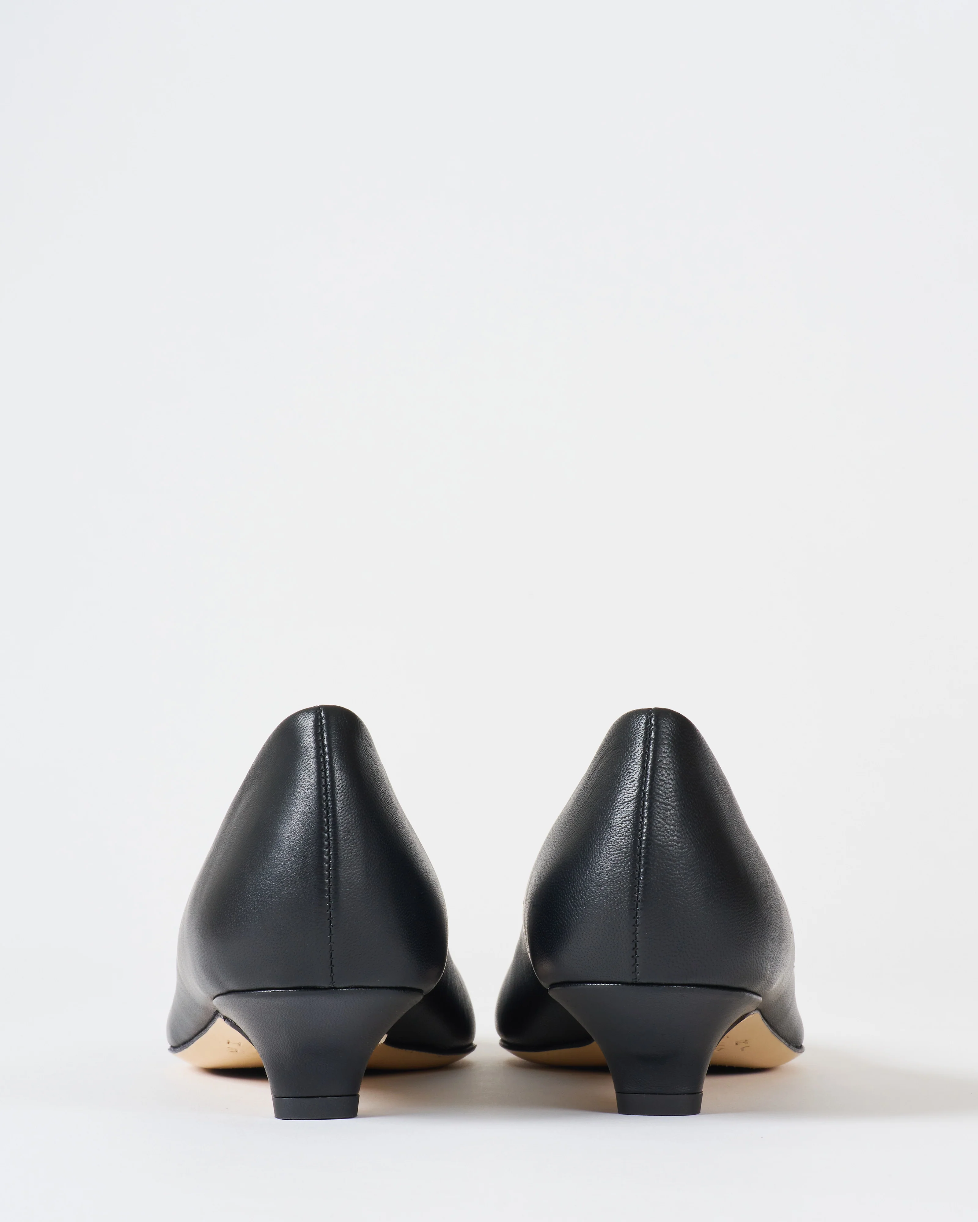 the kitty point heel - Image 3