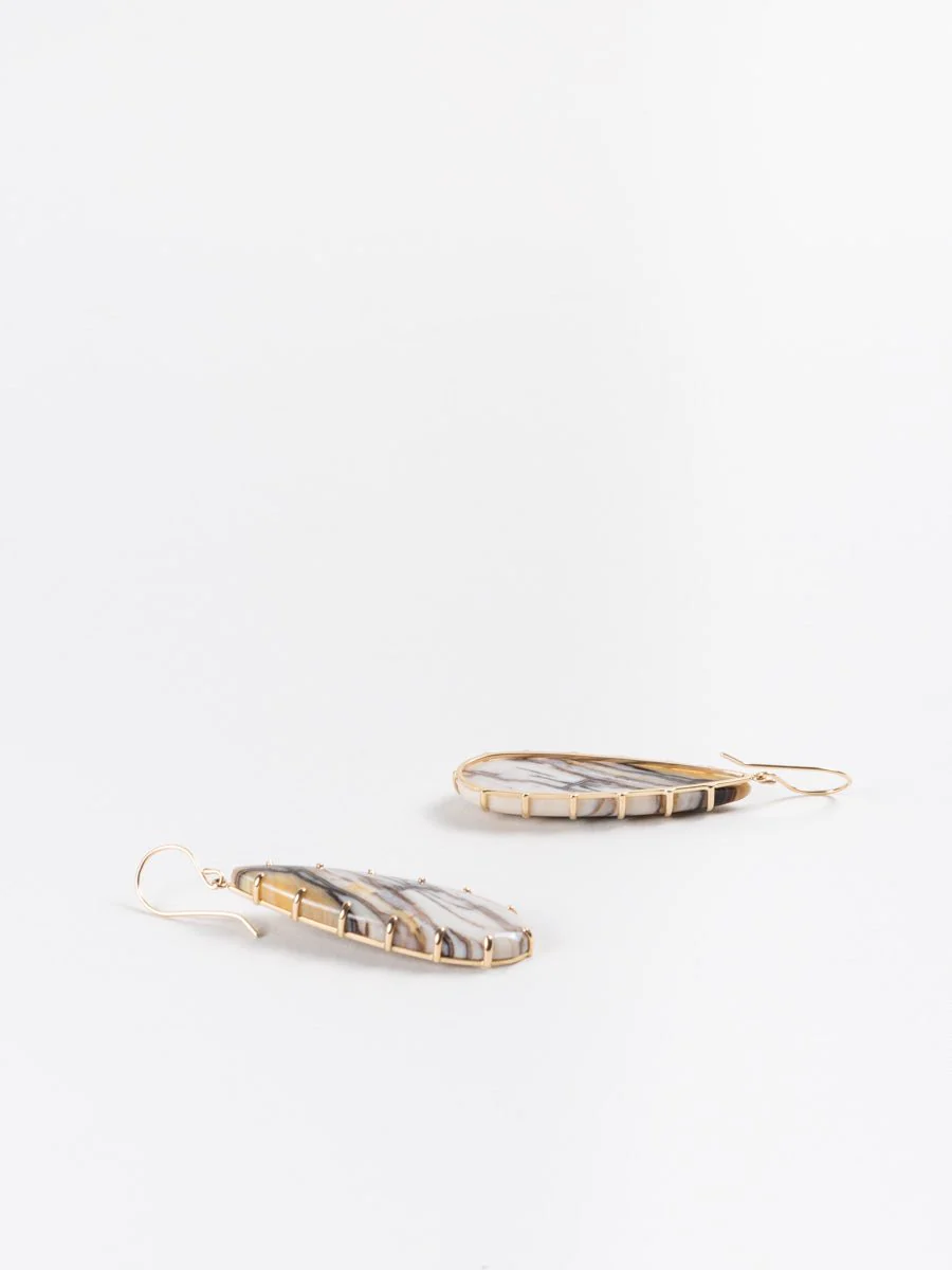 fossilized channel wood & gold earrings - Image 4