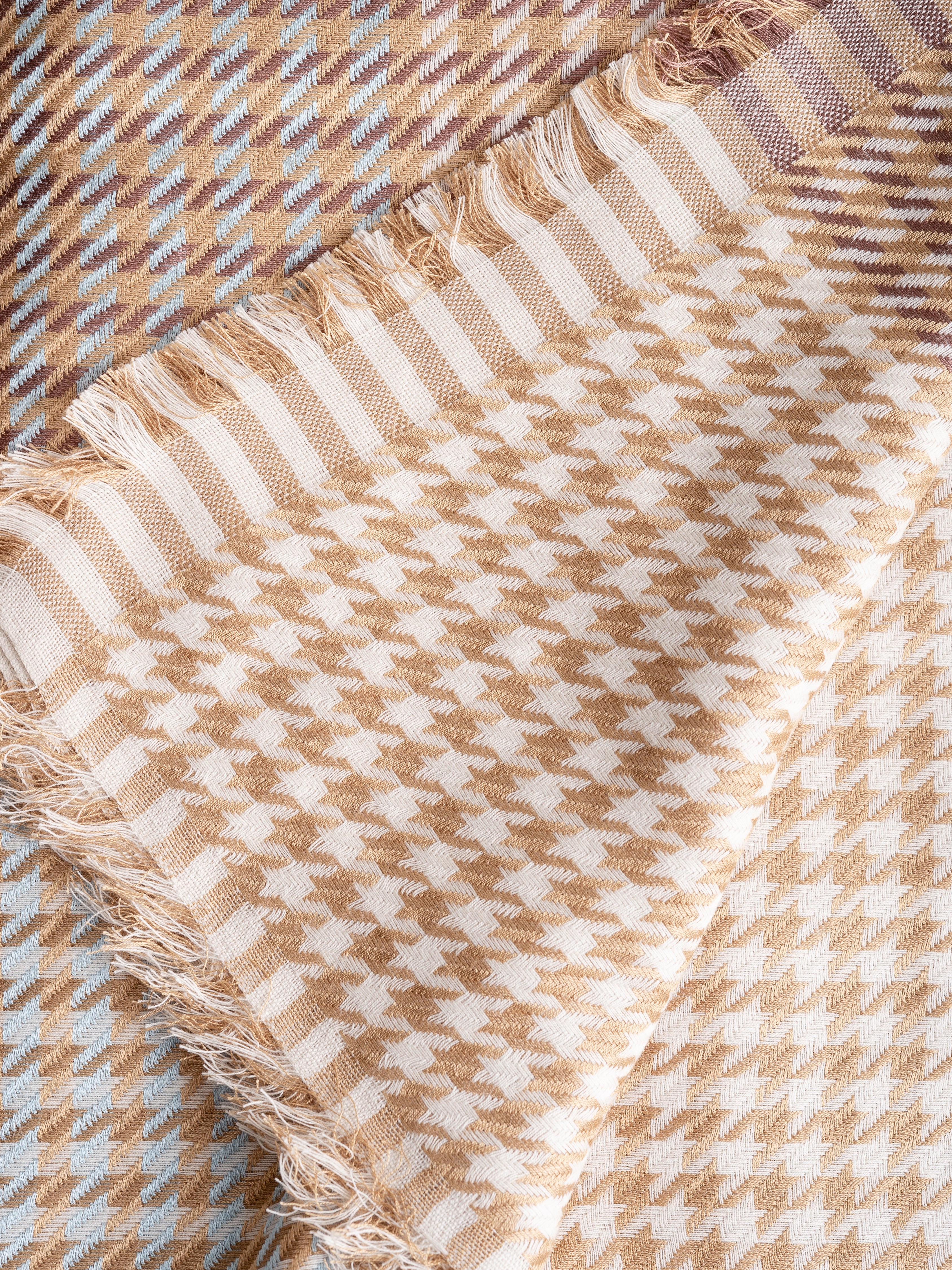picnic square scarf - lion - Image 2