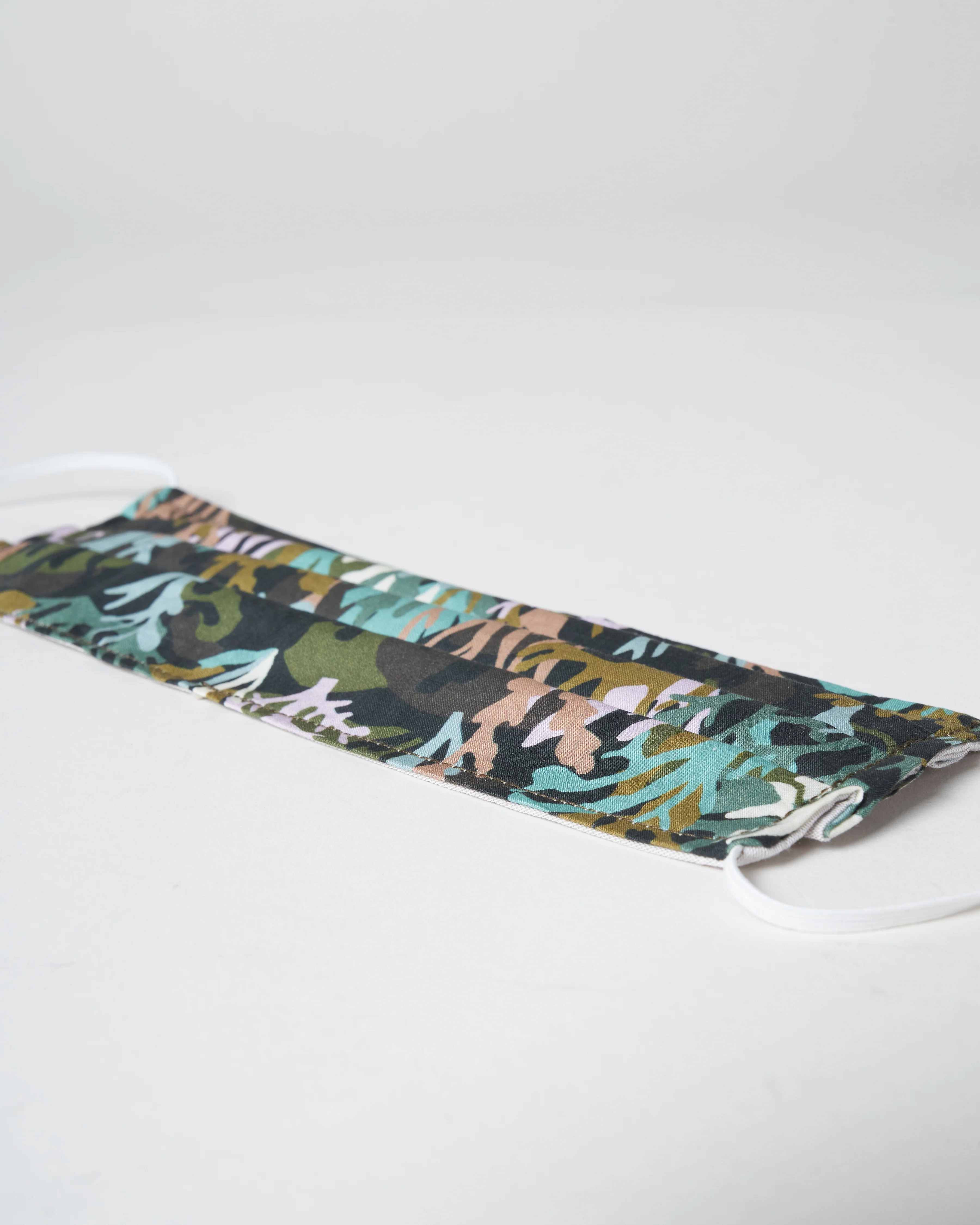 face mask - coral camo teal - Image 3