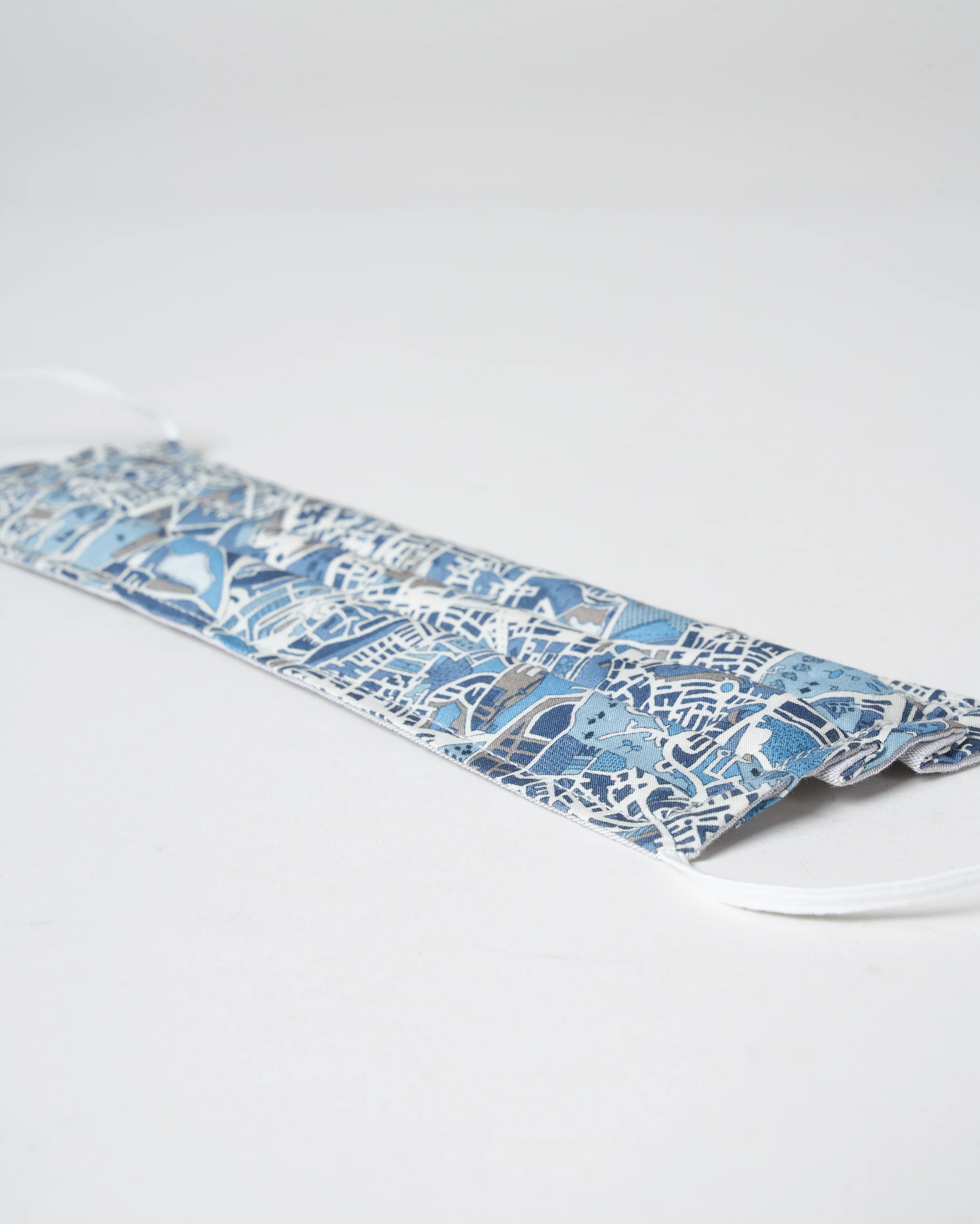 face mask - london fields blue - Image 3