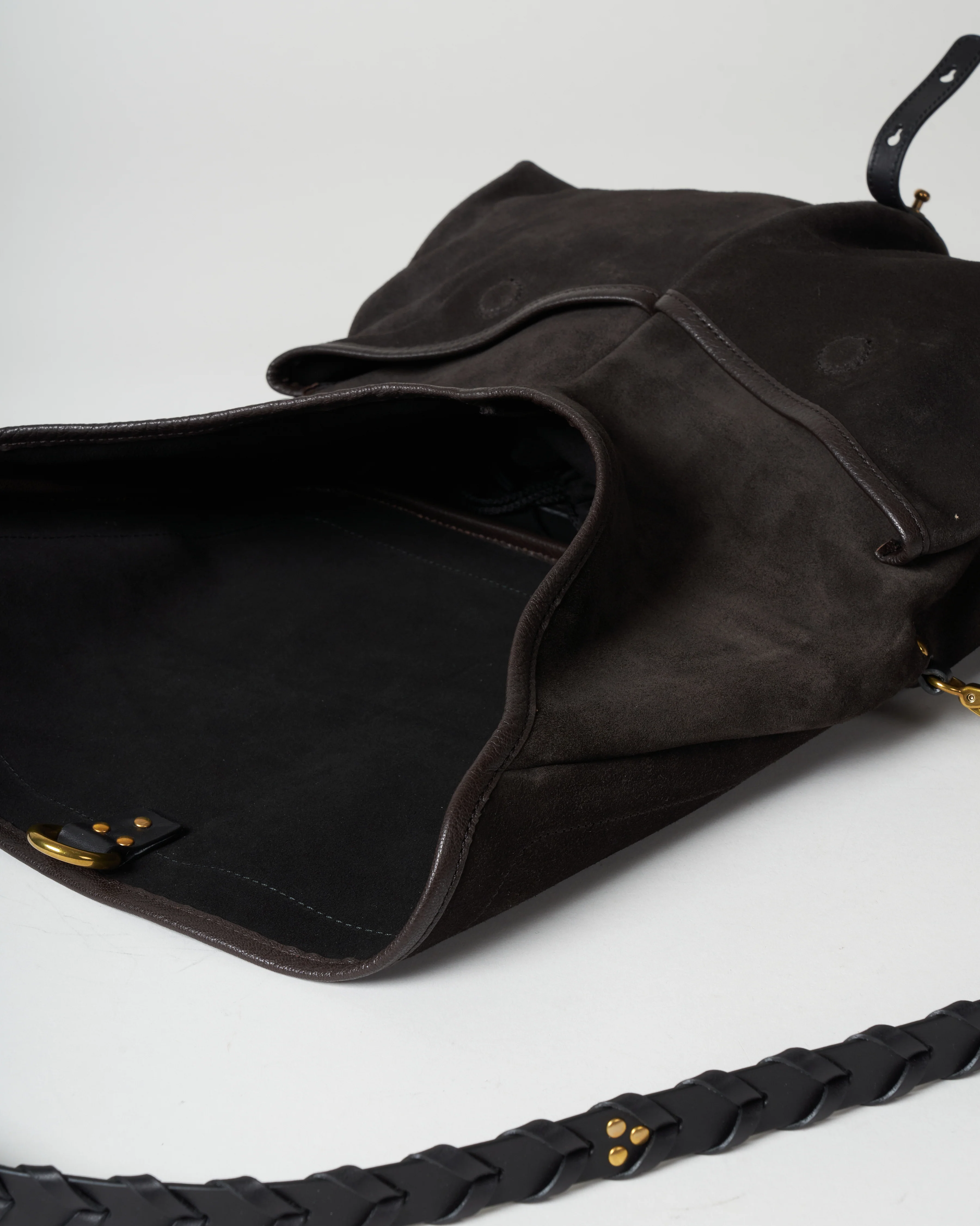andy m crossbody - moka - Image 3