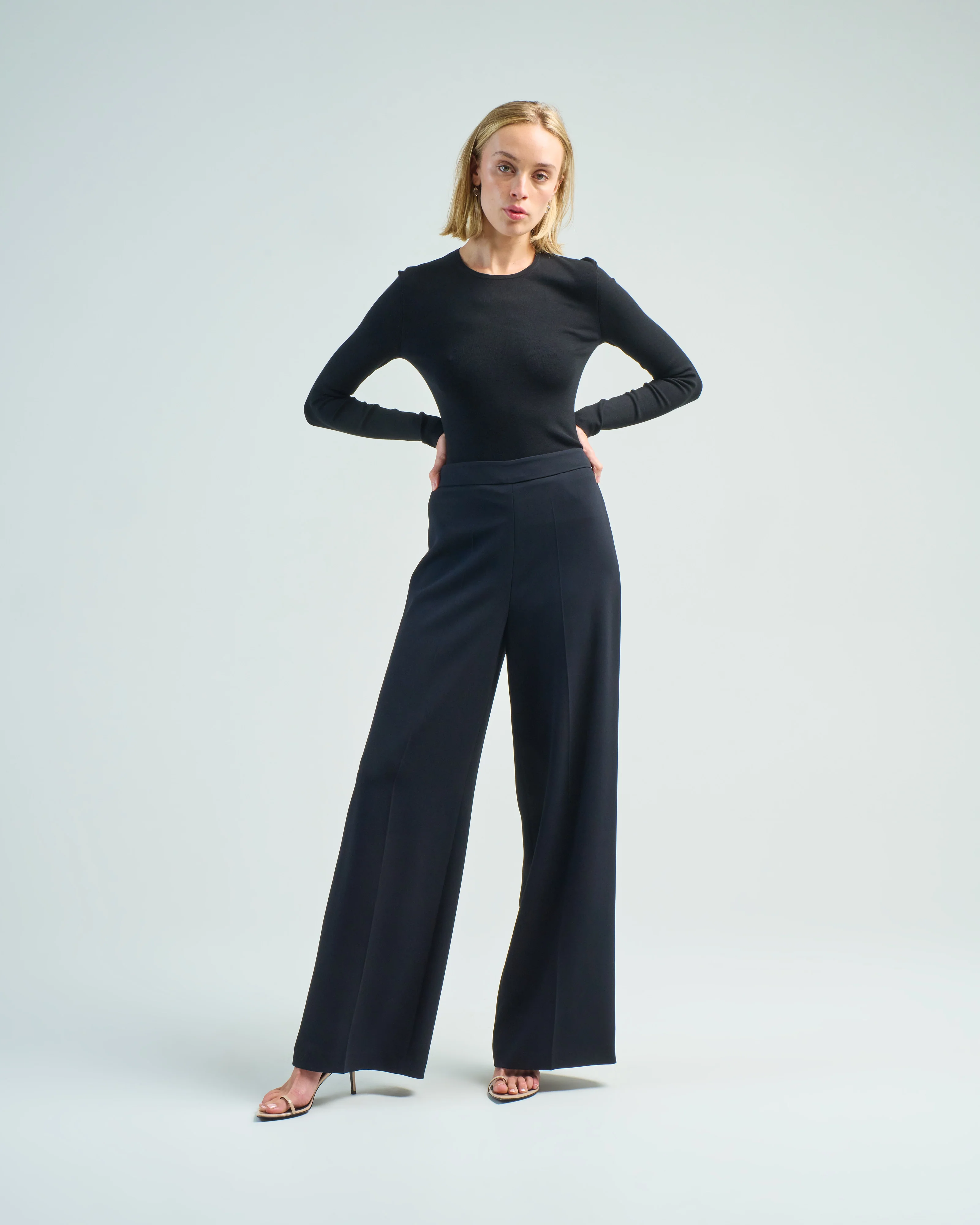 round neck long sleeve - Image 2