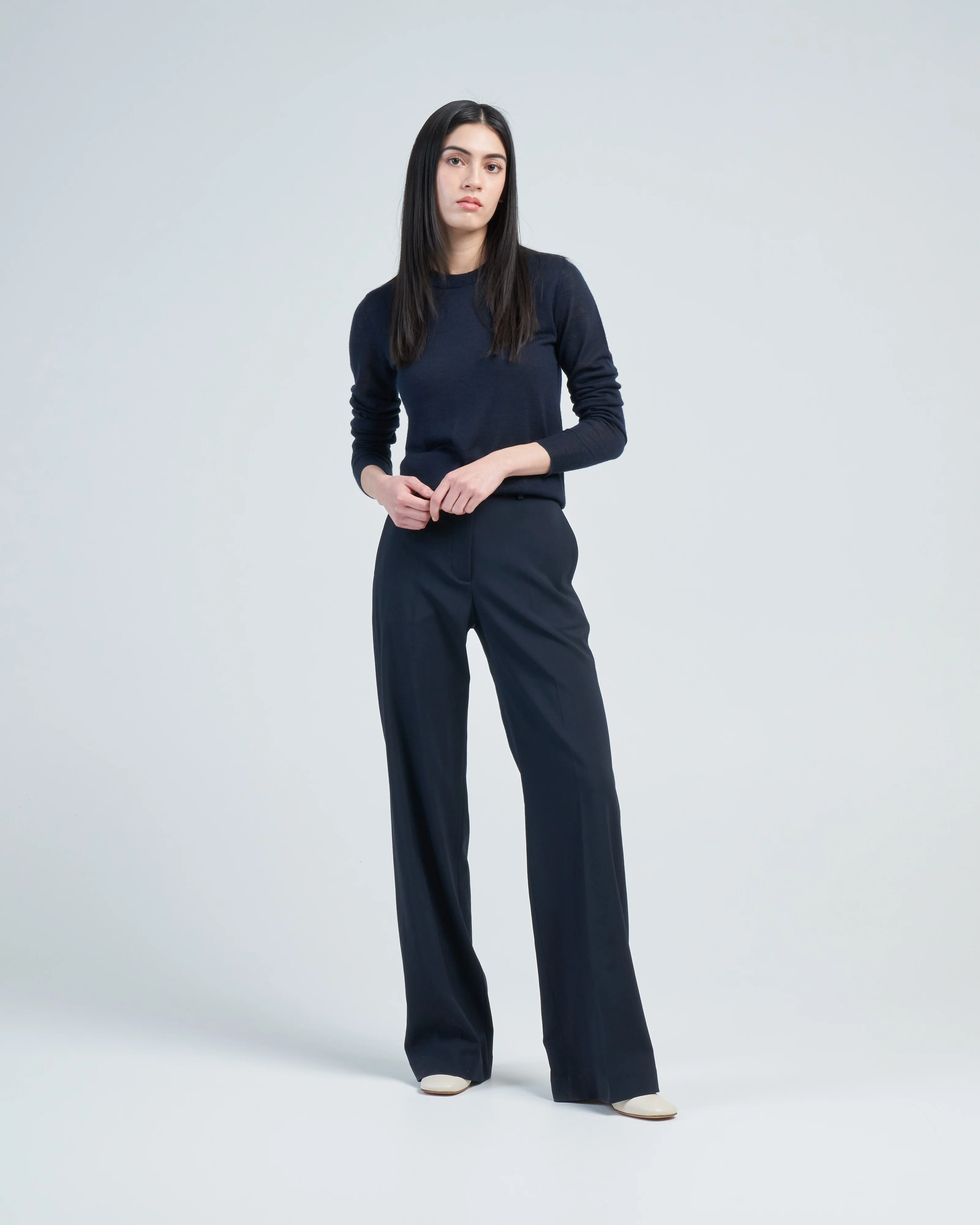 round neck sweater - Image 3