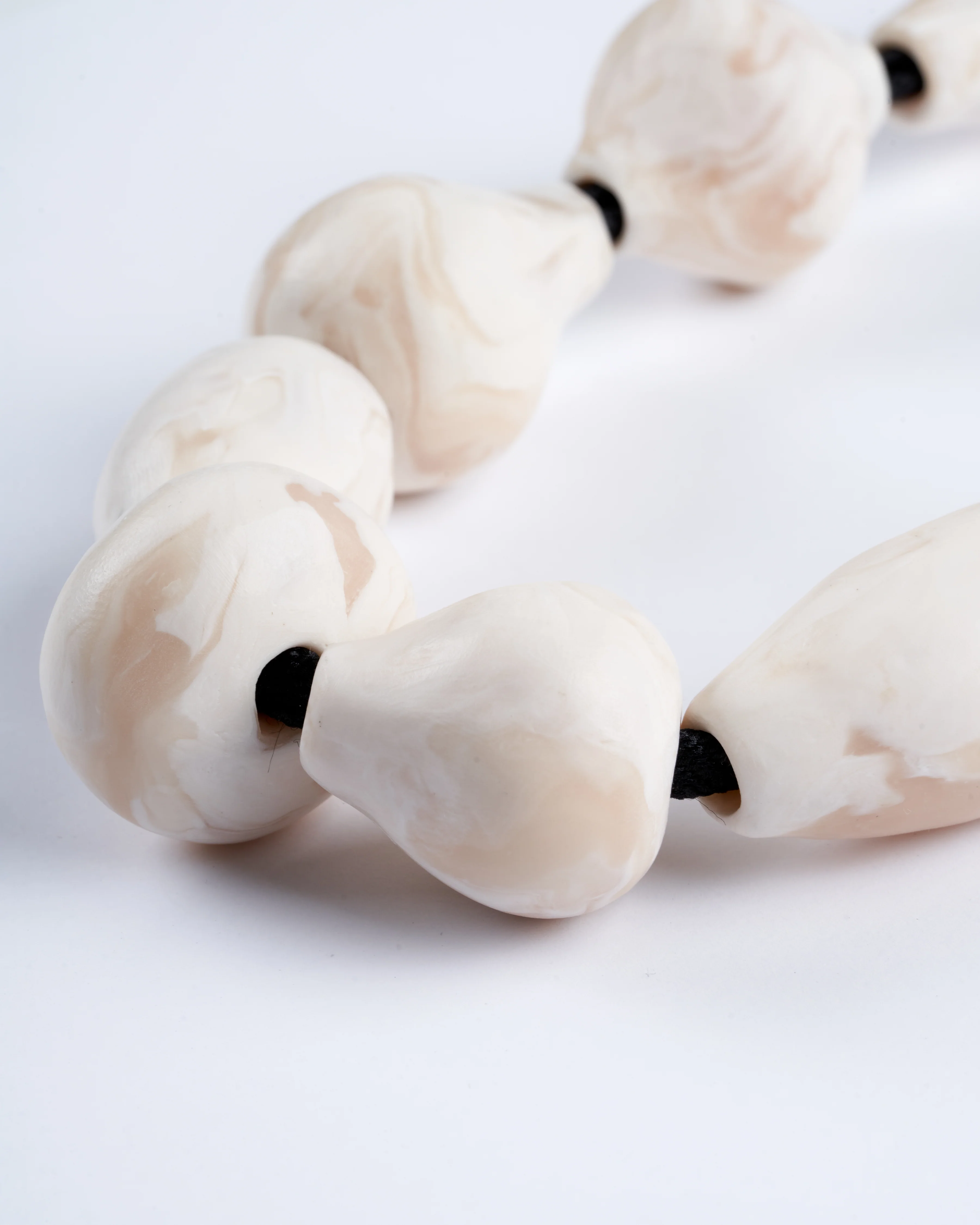 brancusi cream clay necklace - cream - Image 4
