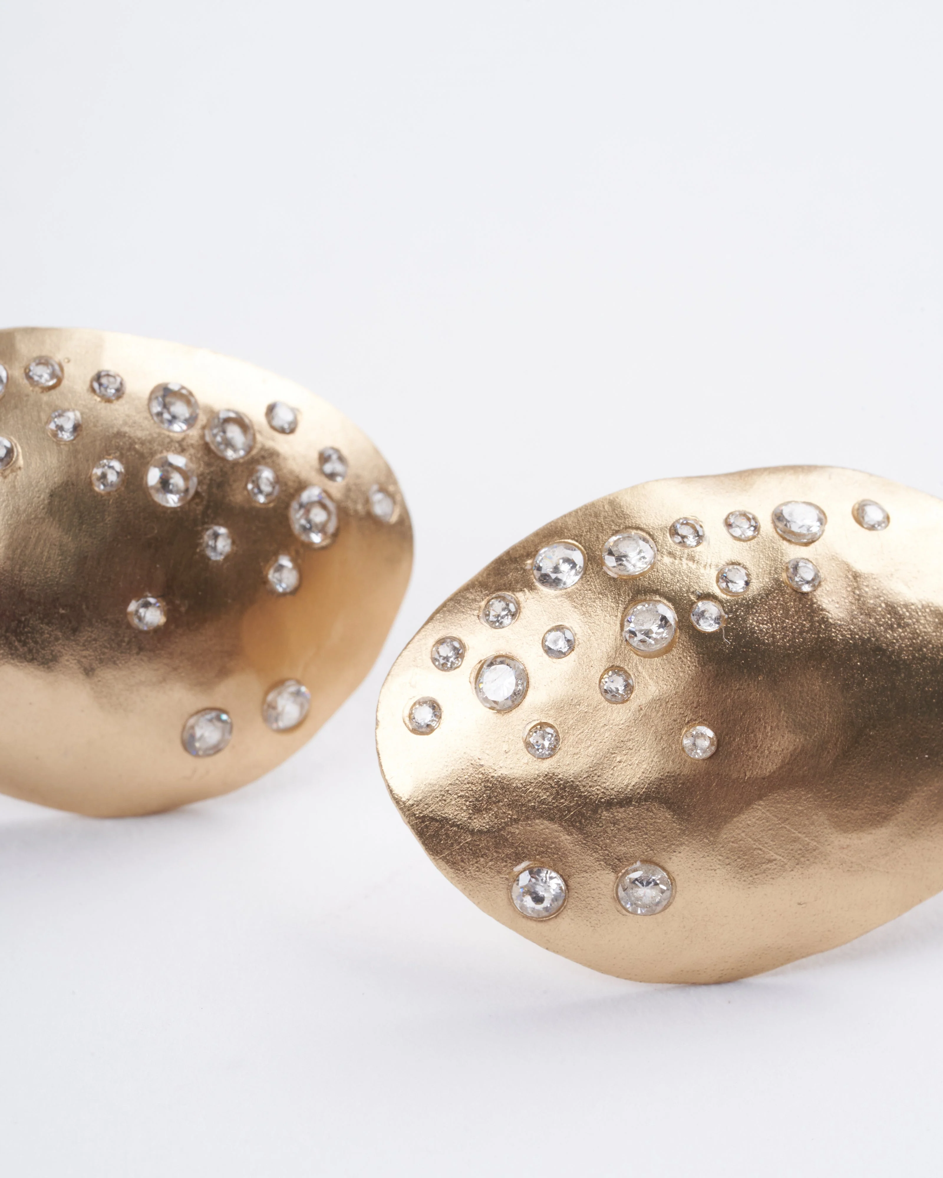 bronze petal earring- bronze - Image 4