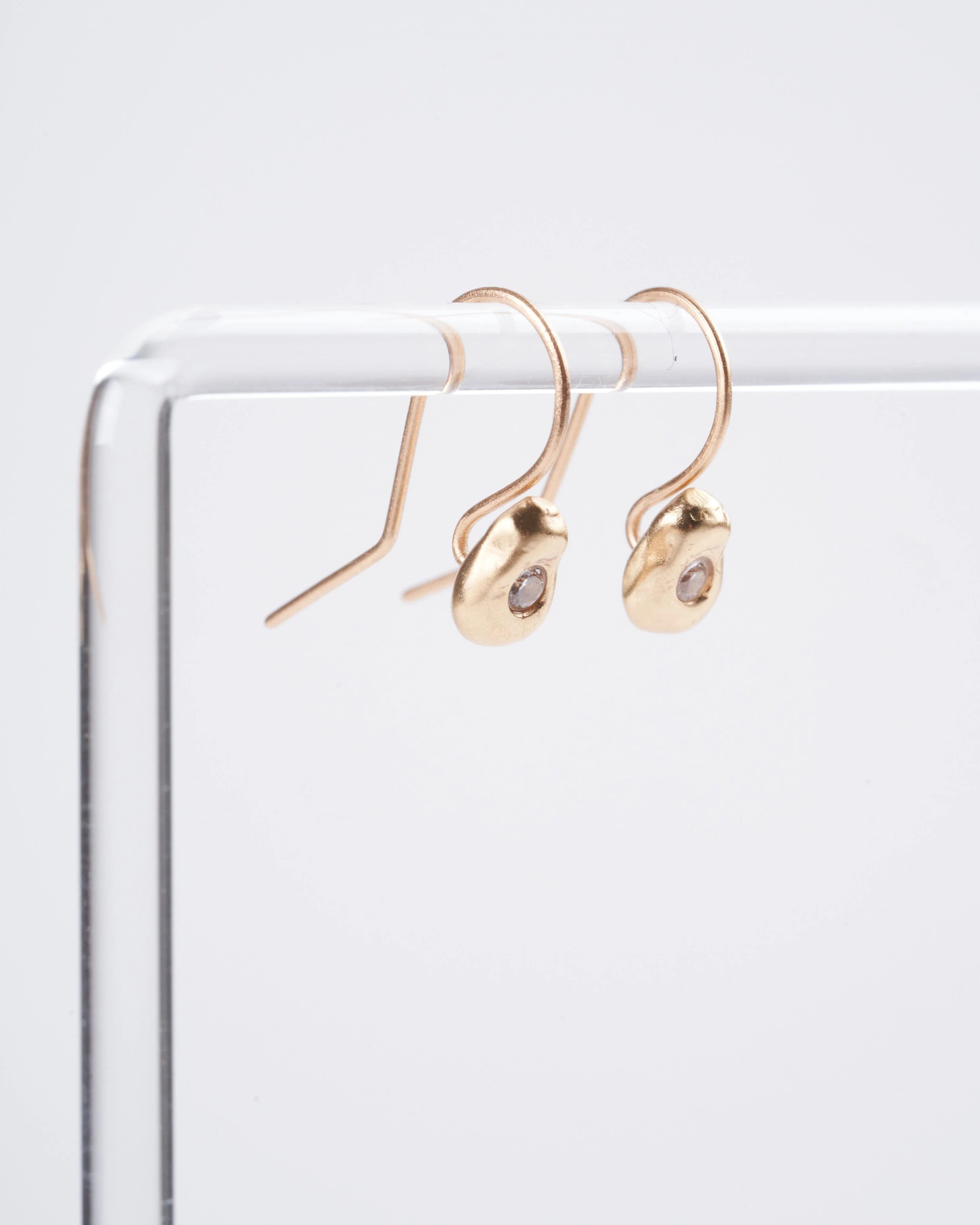 bronze with zirconia gold filled wire earrings - bronze - Image 2