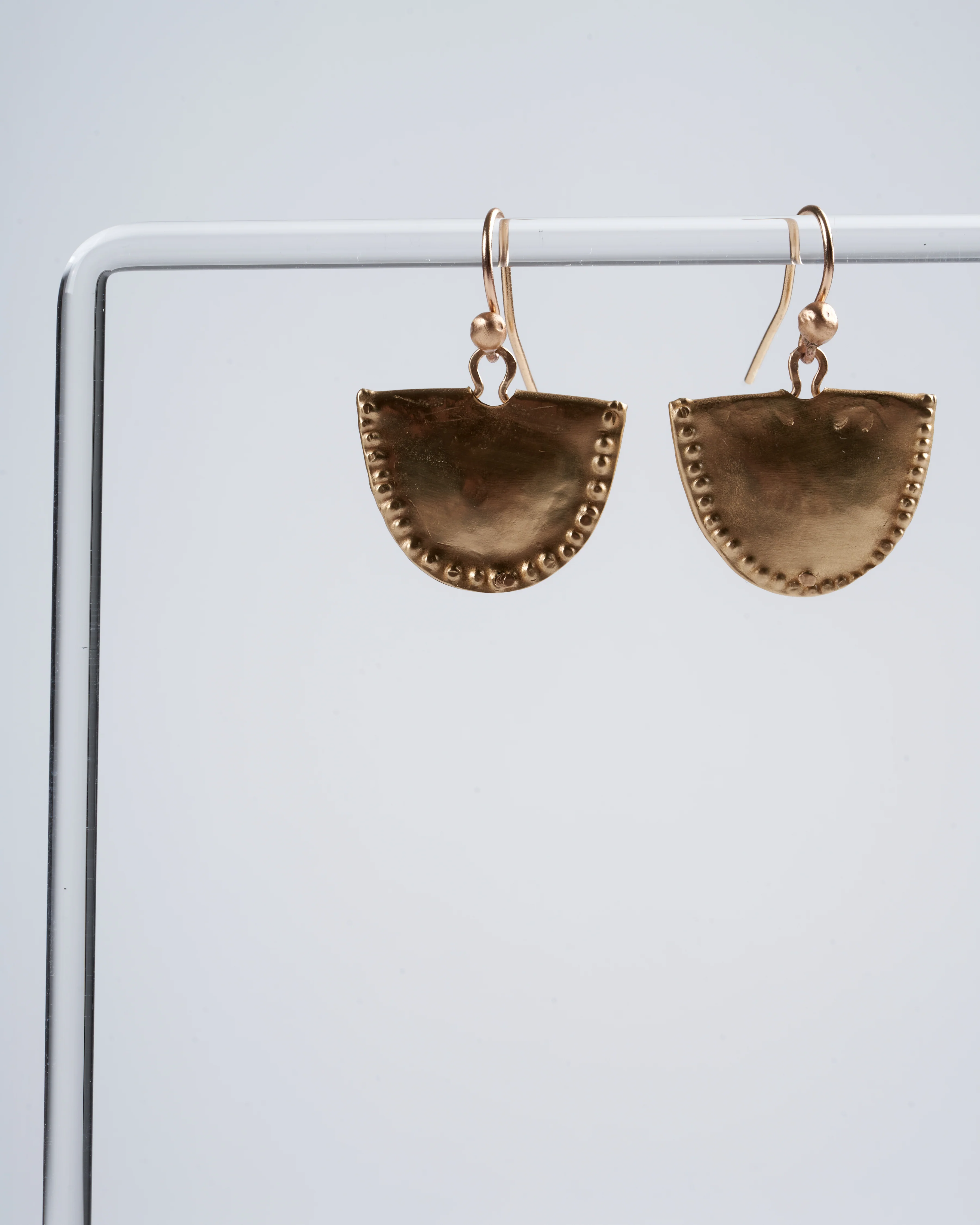 mevia bronze earring - light blue - Image 3