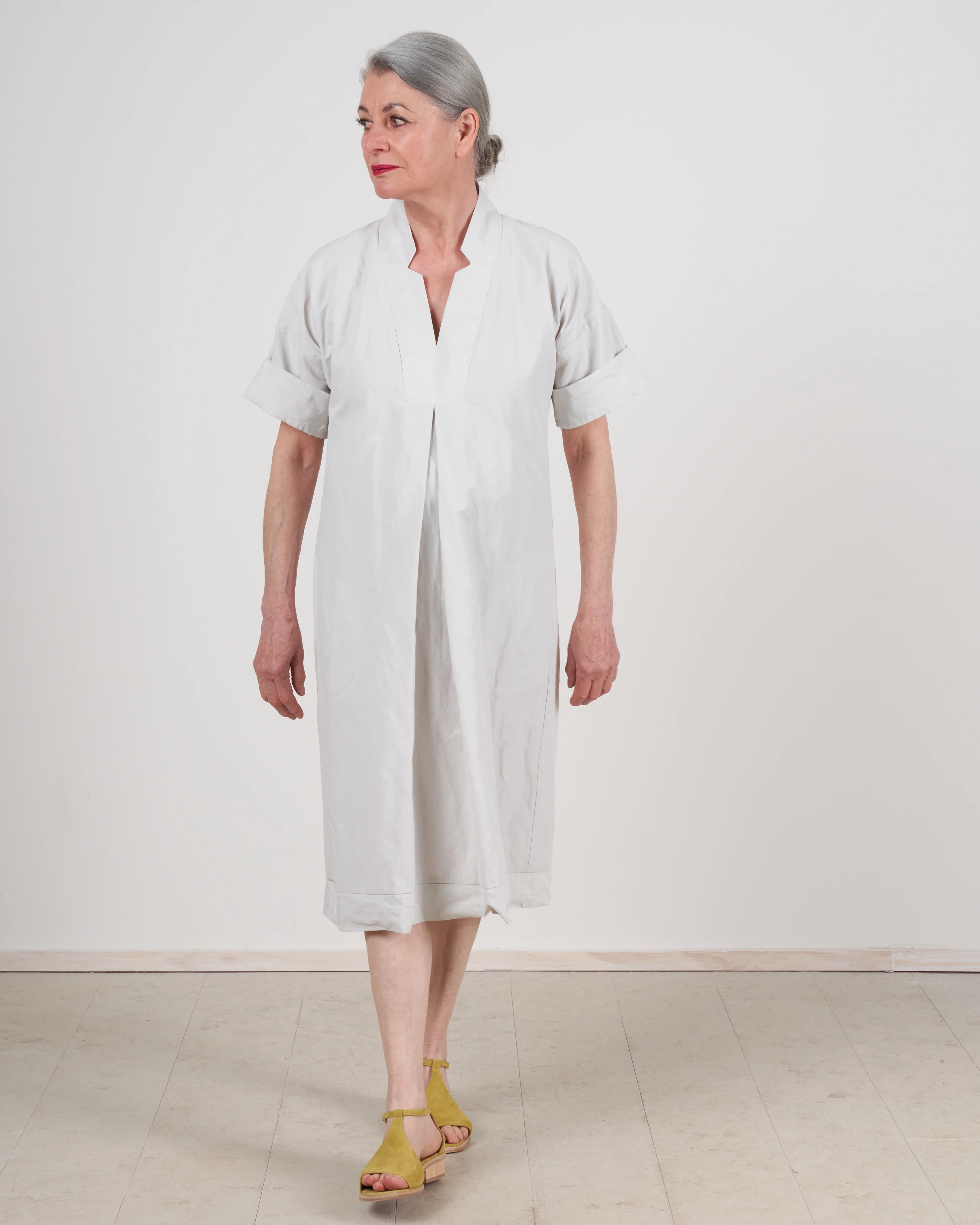 inox notch placket dress - stone