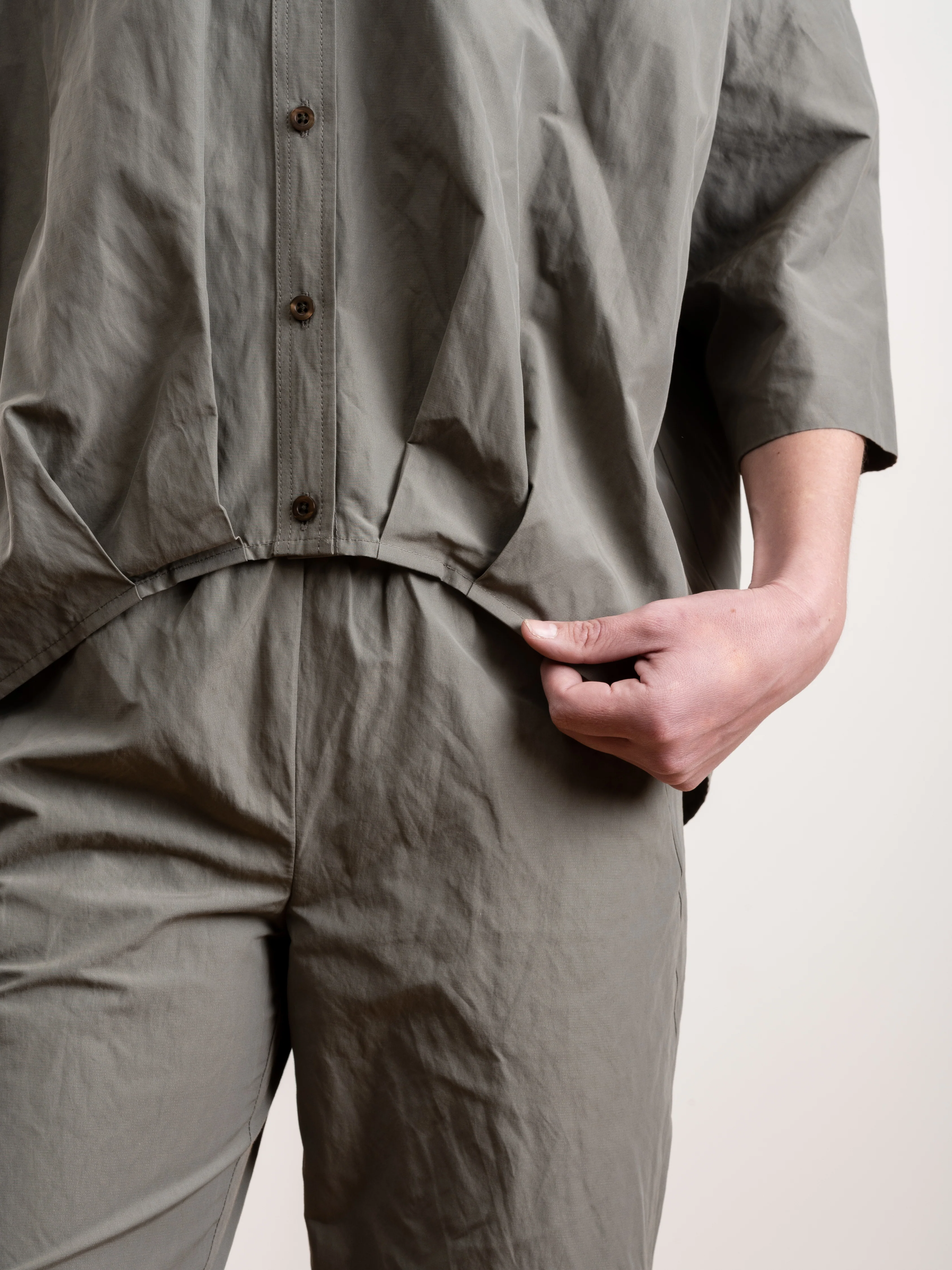 pleat hem kimono top - olive - Image 6
