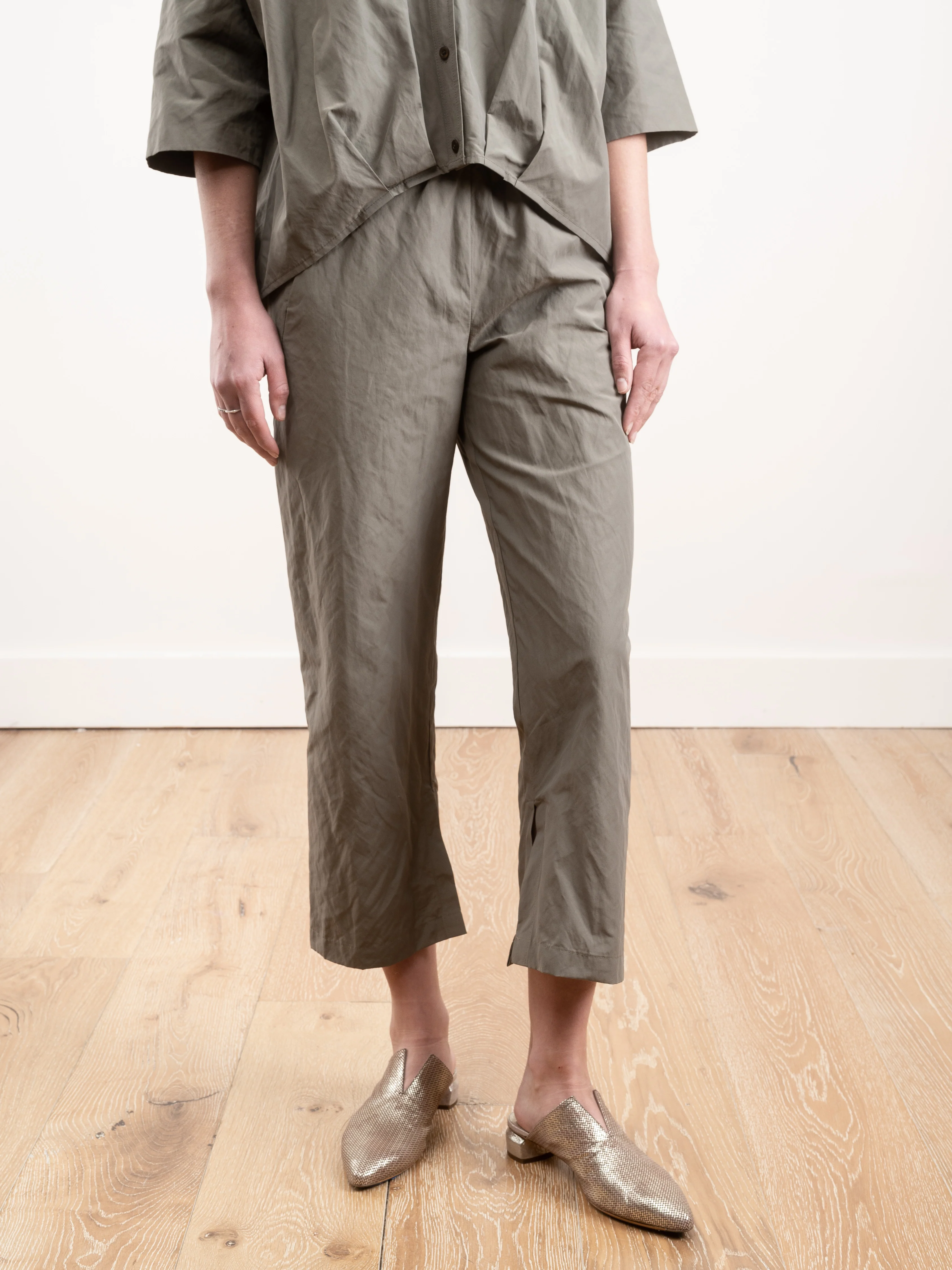 split hem capri - olive - Image 2