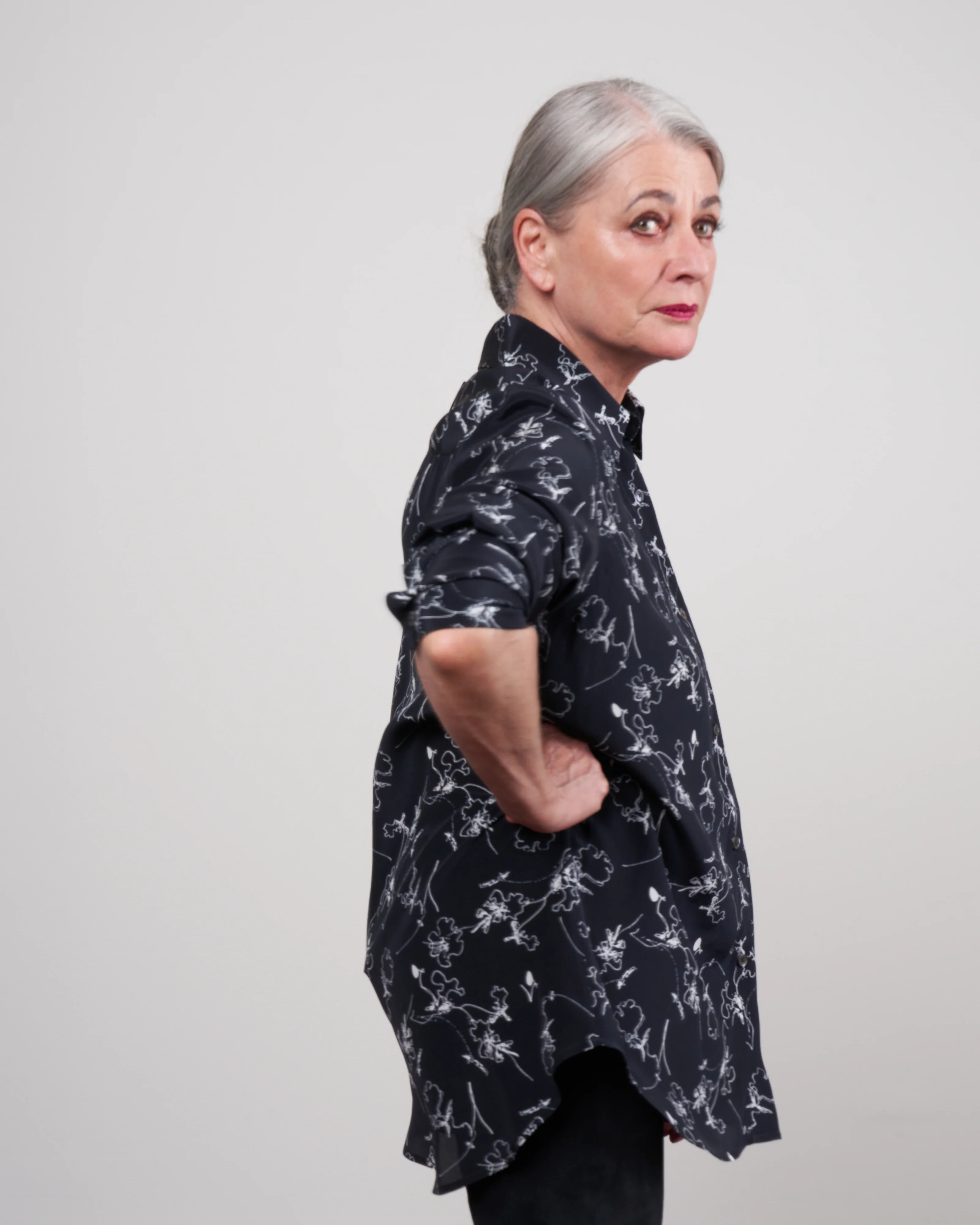 tailored blouse - navy floral - Image 3