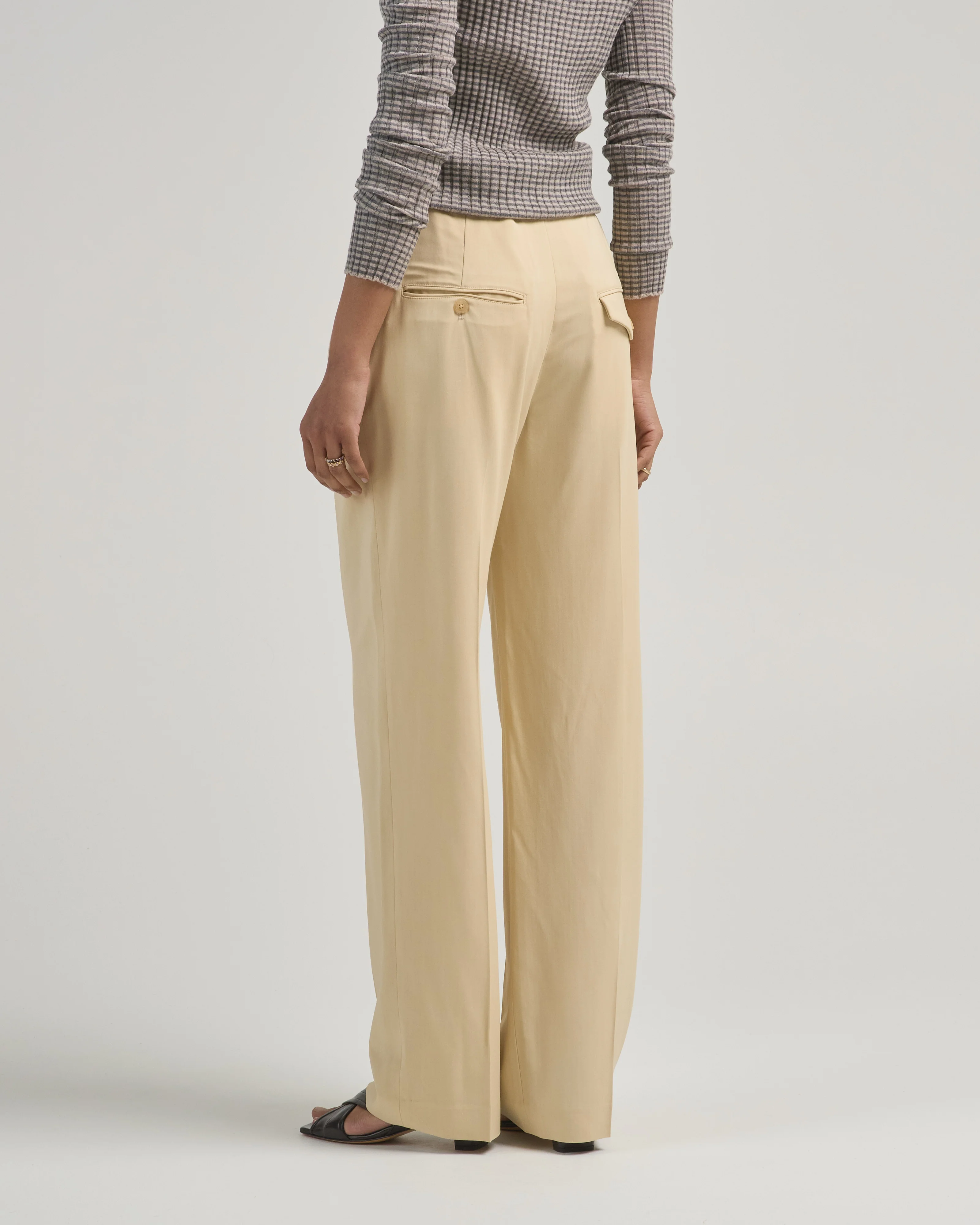 aiden pleated trouser - Image 4