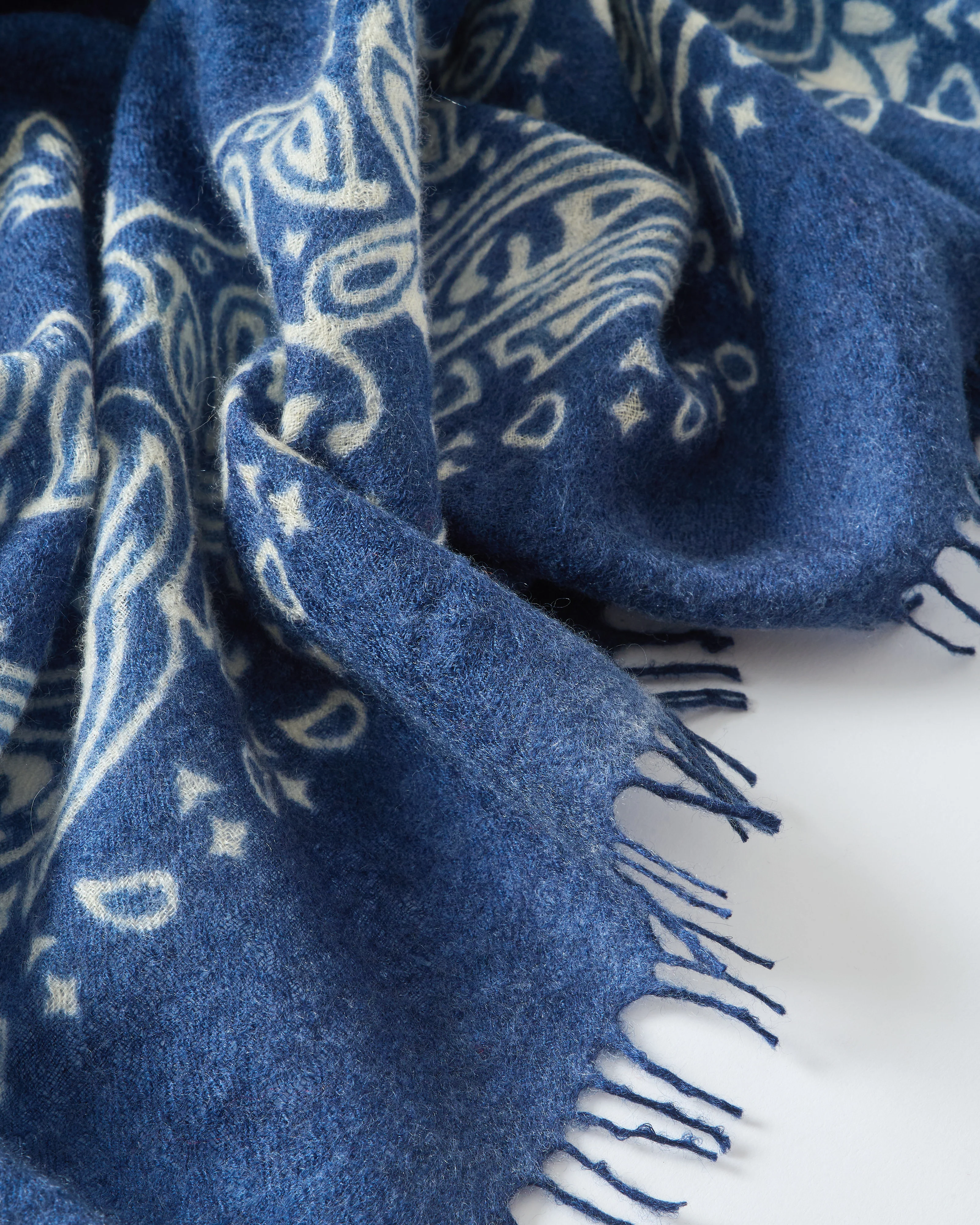 two tone cashmere scarf - Image 2