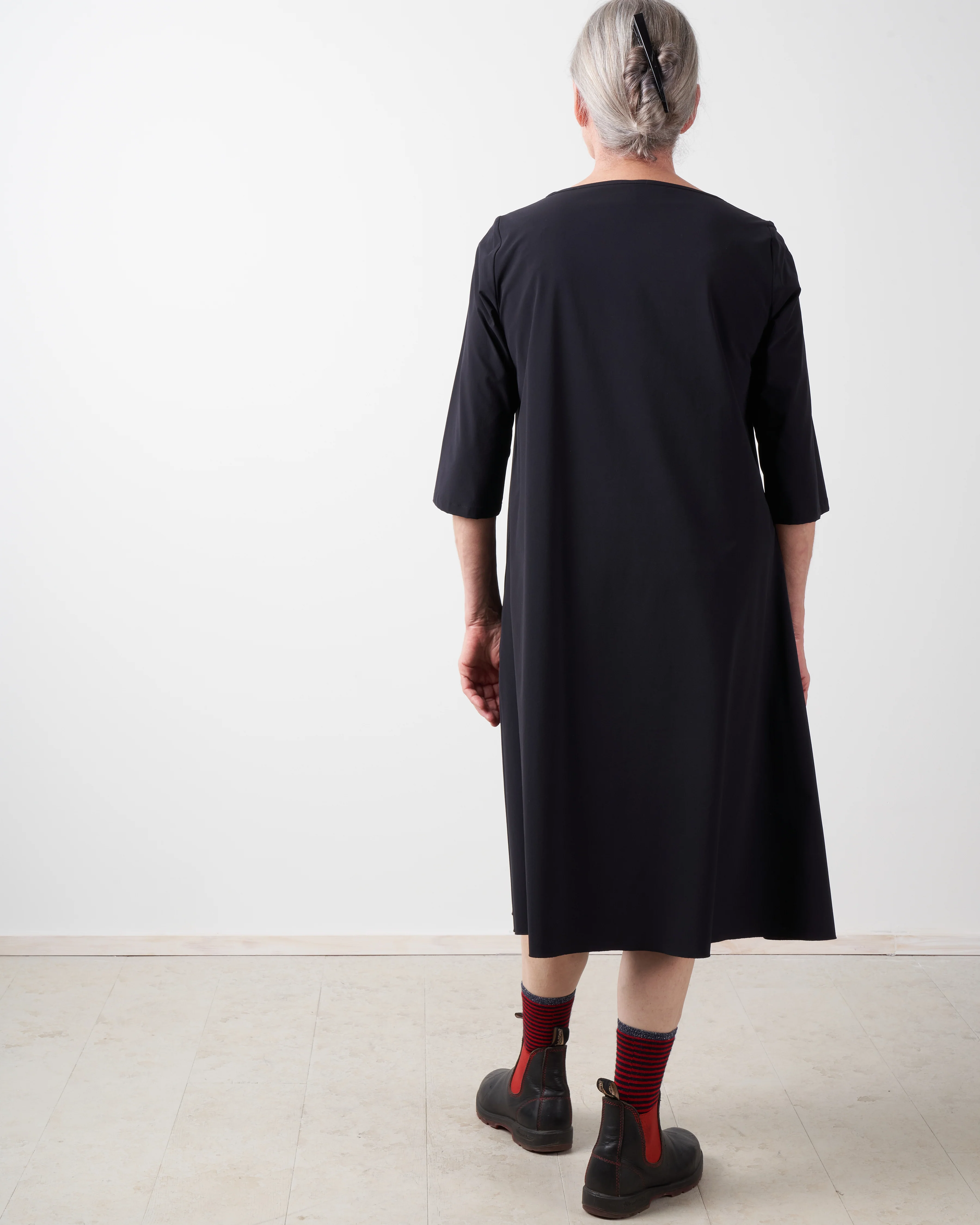 3/4 sleeve knit dress - black - Image 5