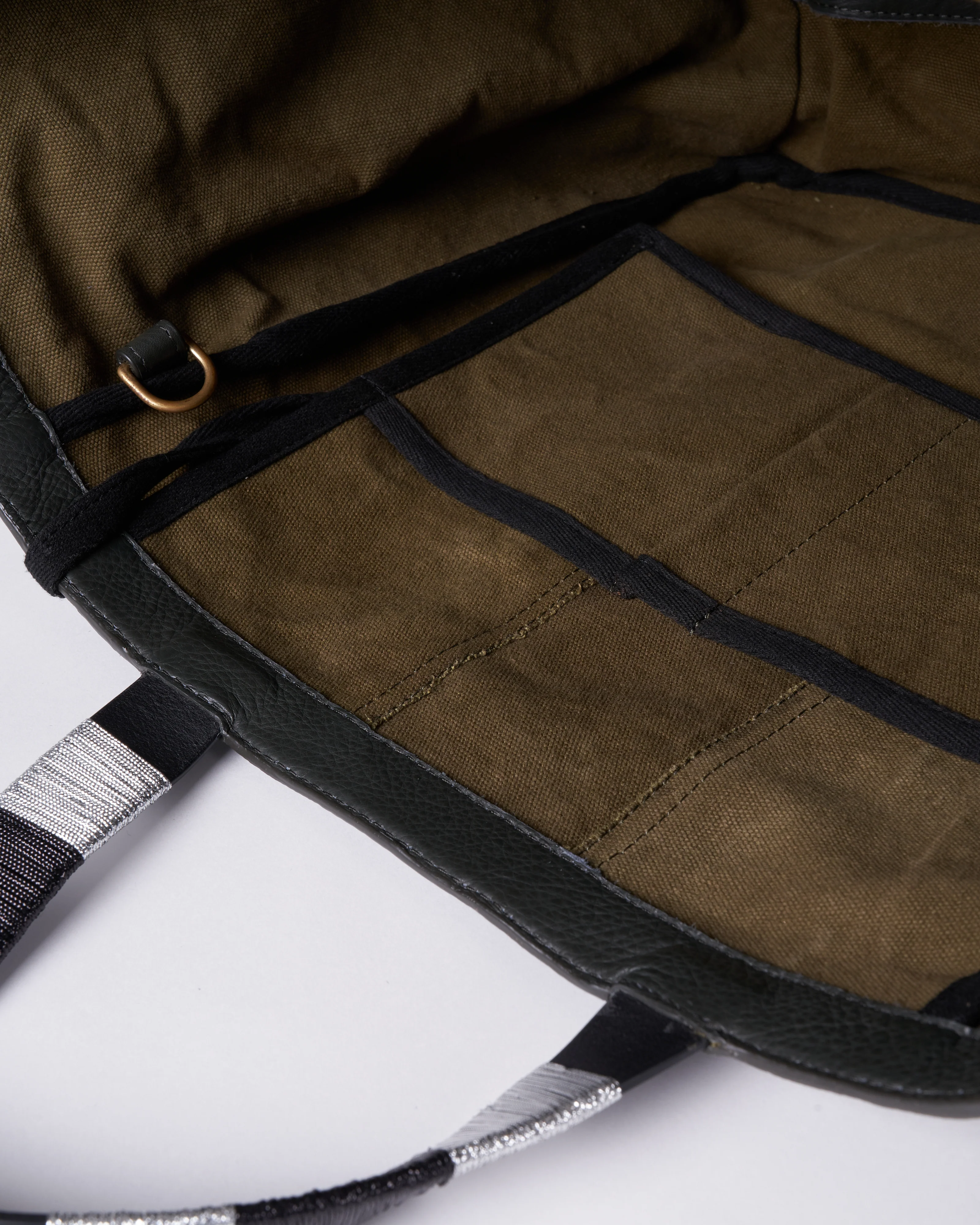 army patch embroidery salcombe tote - army green - Image 3