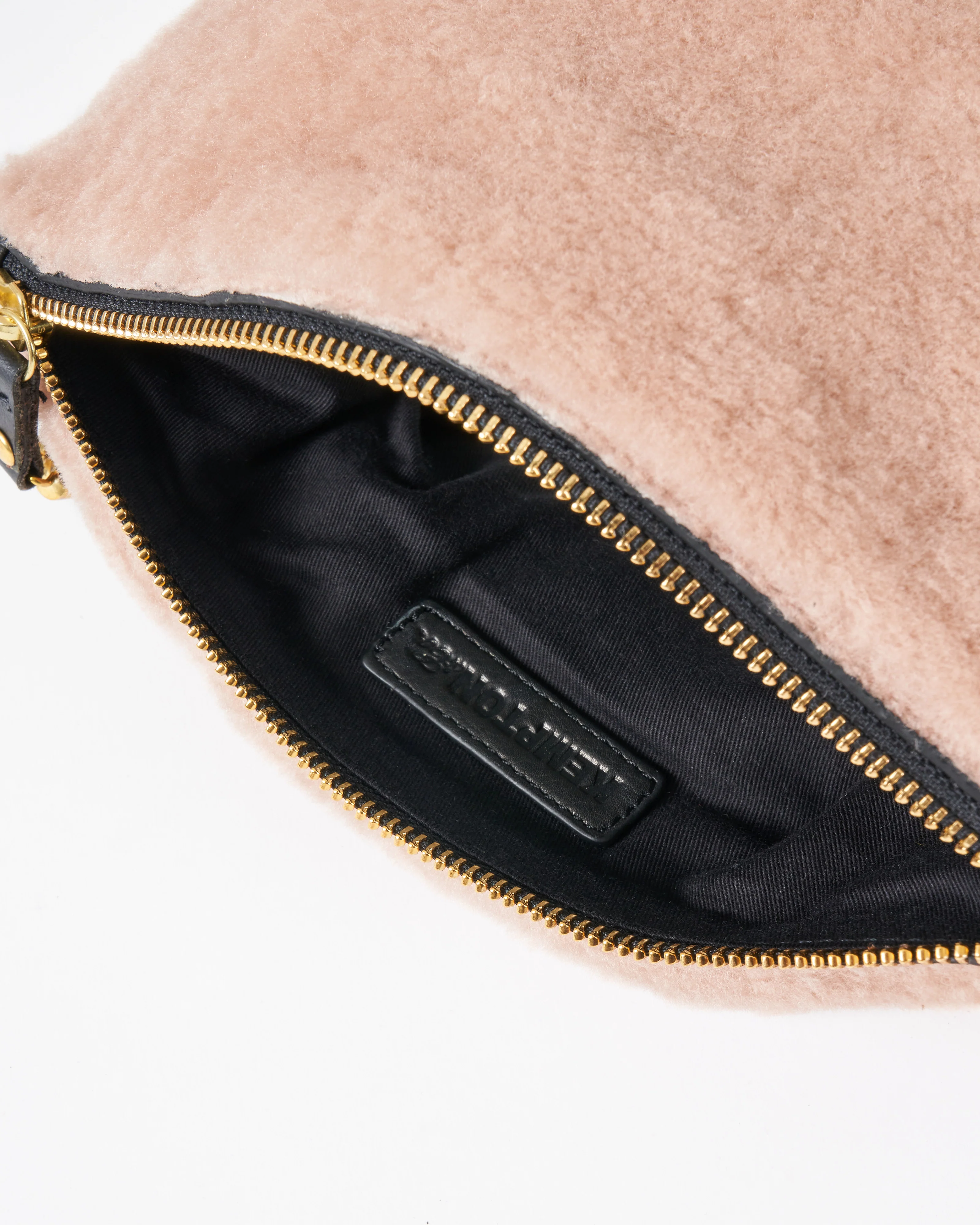 blush shearling makeup bag - Image 4
