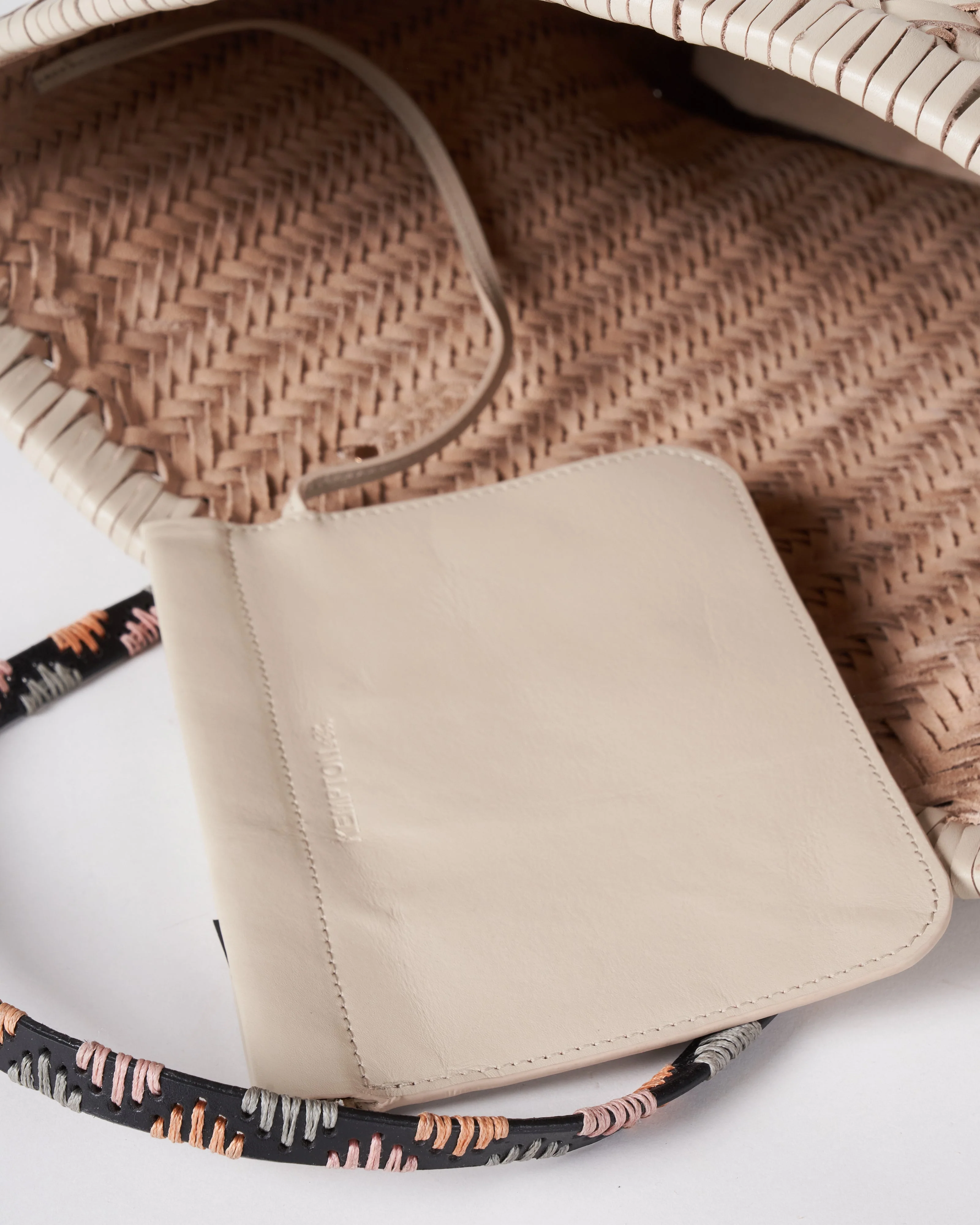 chalk basket weave leather tote - chalk - Image 5