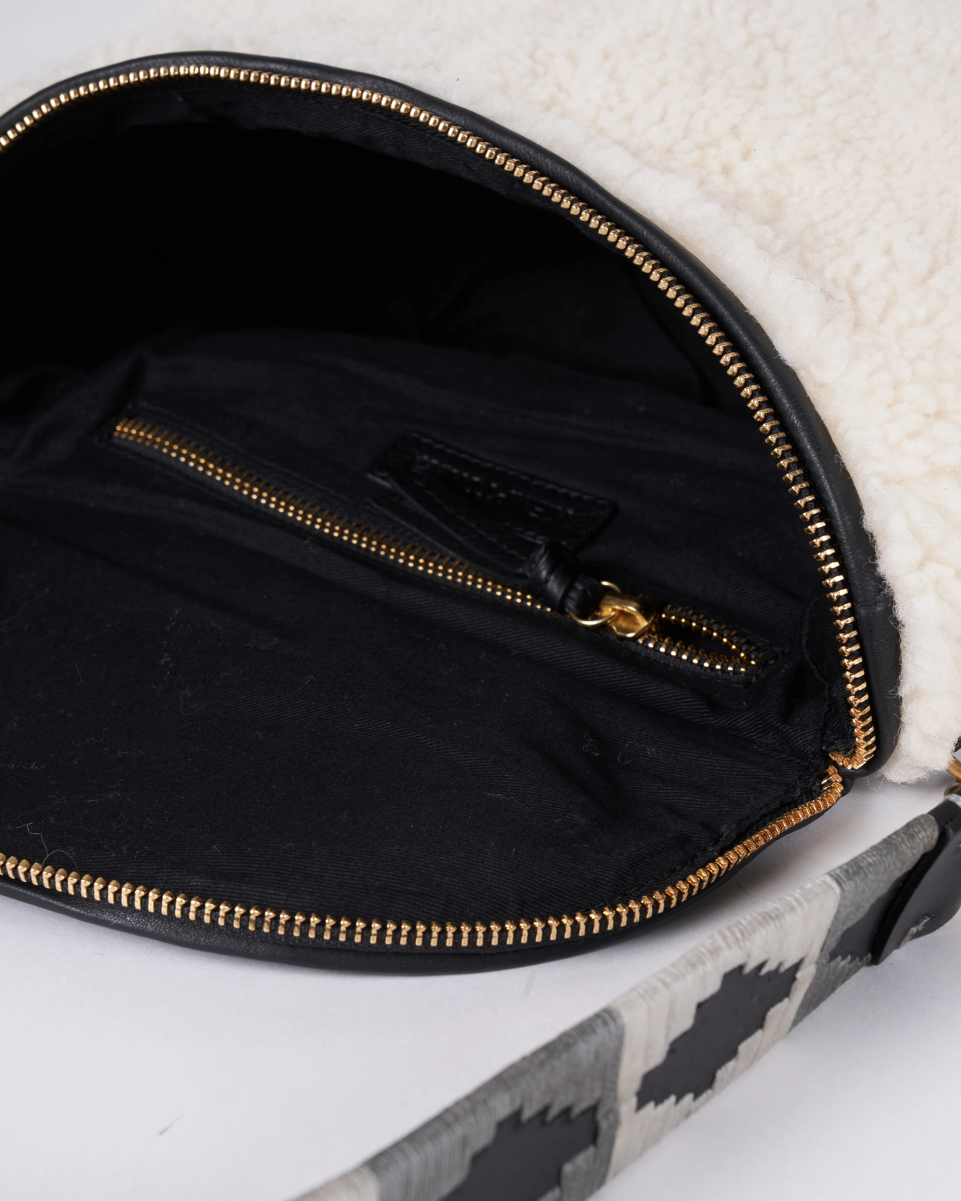 mini crock and natural shearling mini windbourne - black olive/natural - Image 3