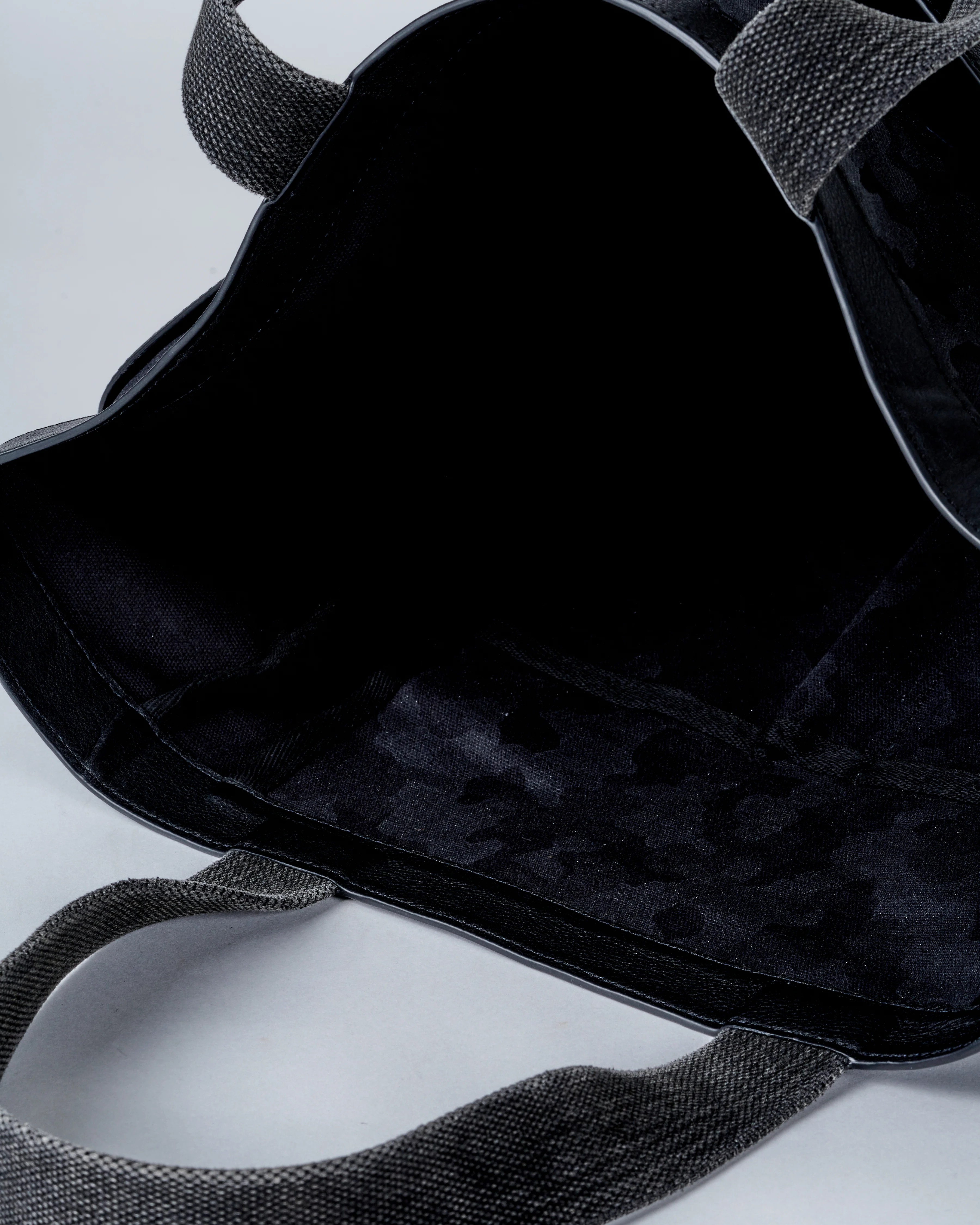 small salcombe tote - black and grey camo - Image 4
