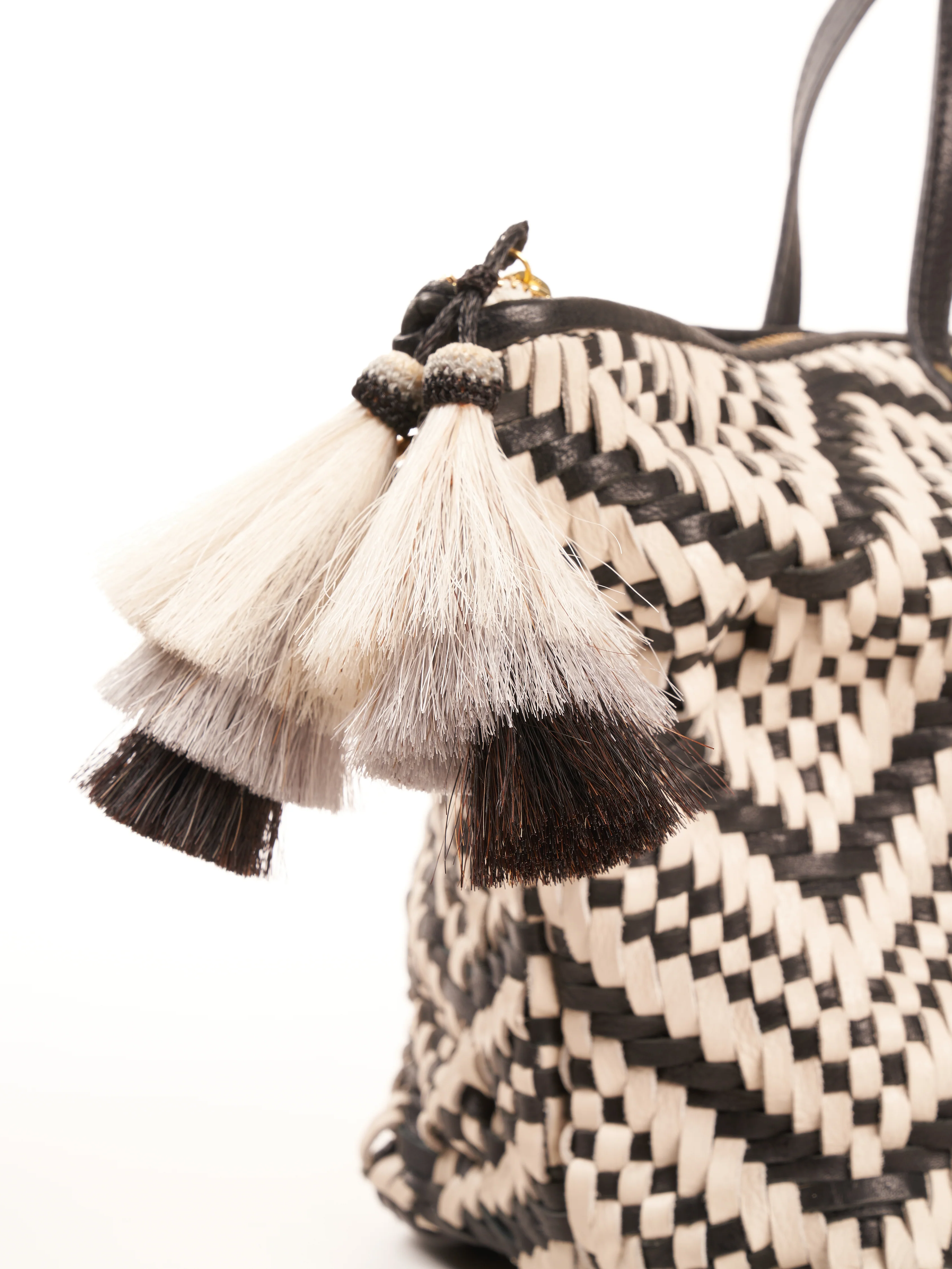 devon holdall - black & white - Image 3