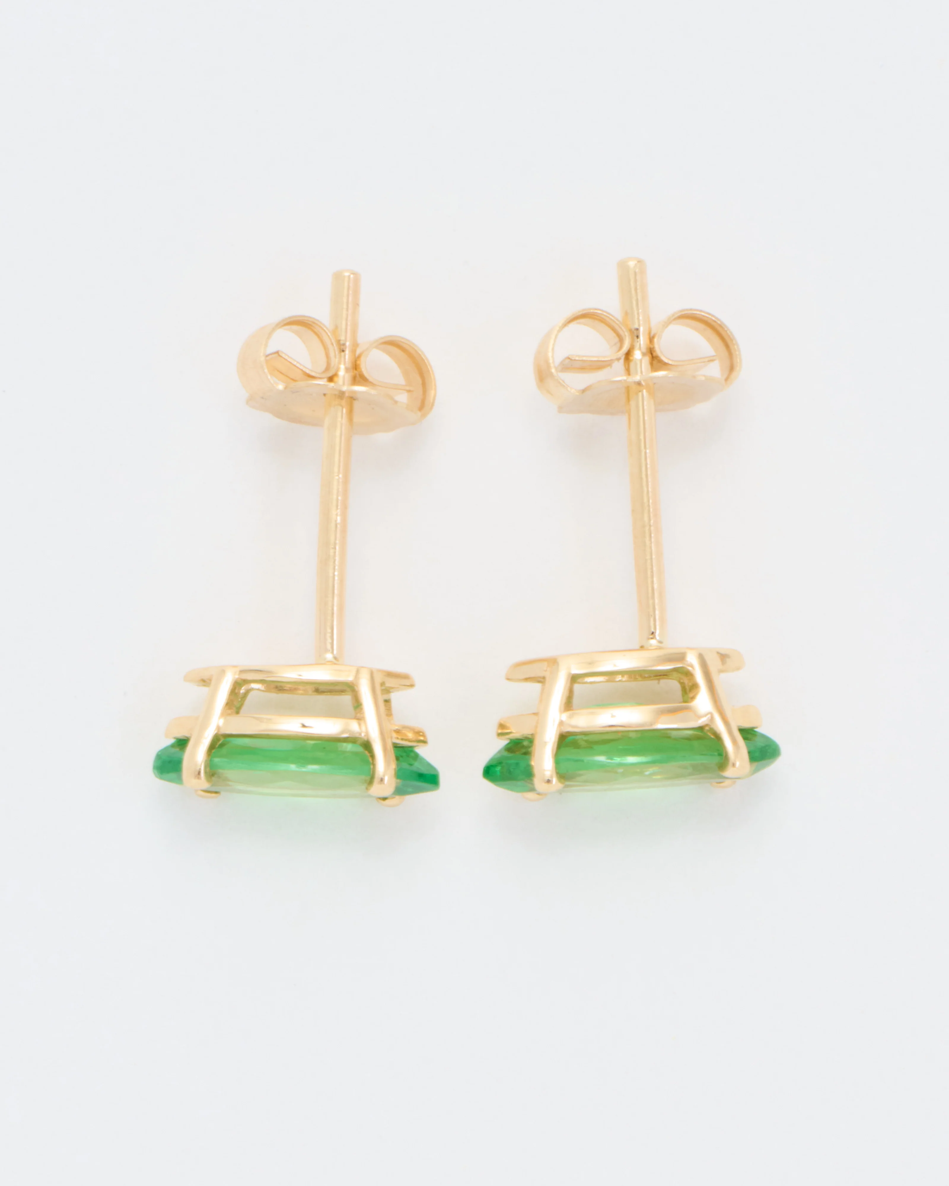 tsavorite garnet stud earrings - Image 4