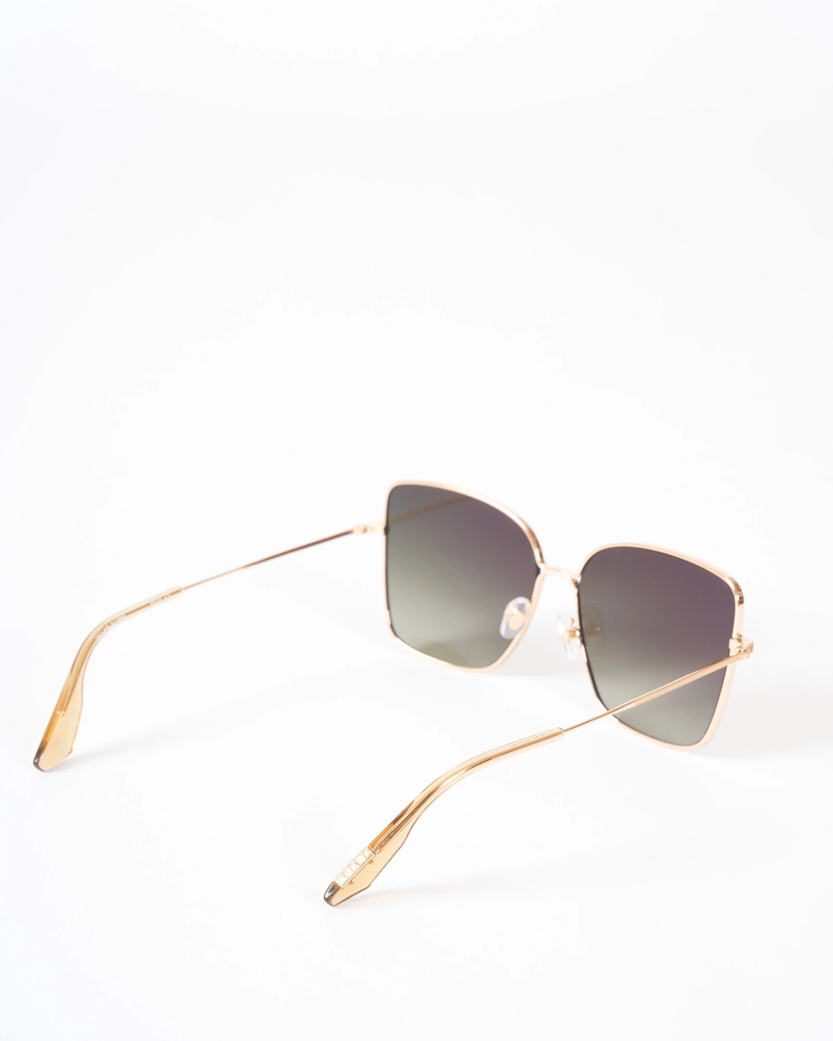 dolly - 24k polarized - Image 3