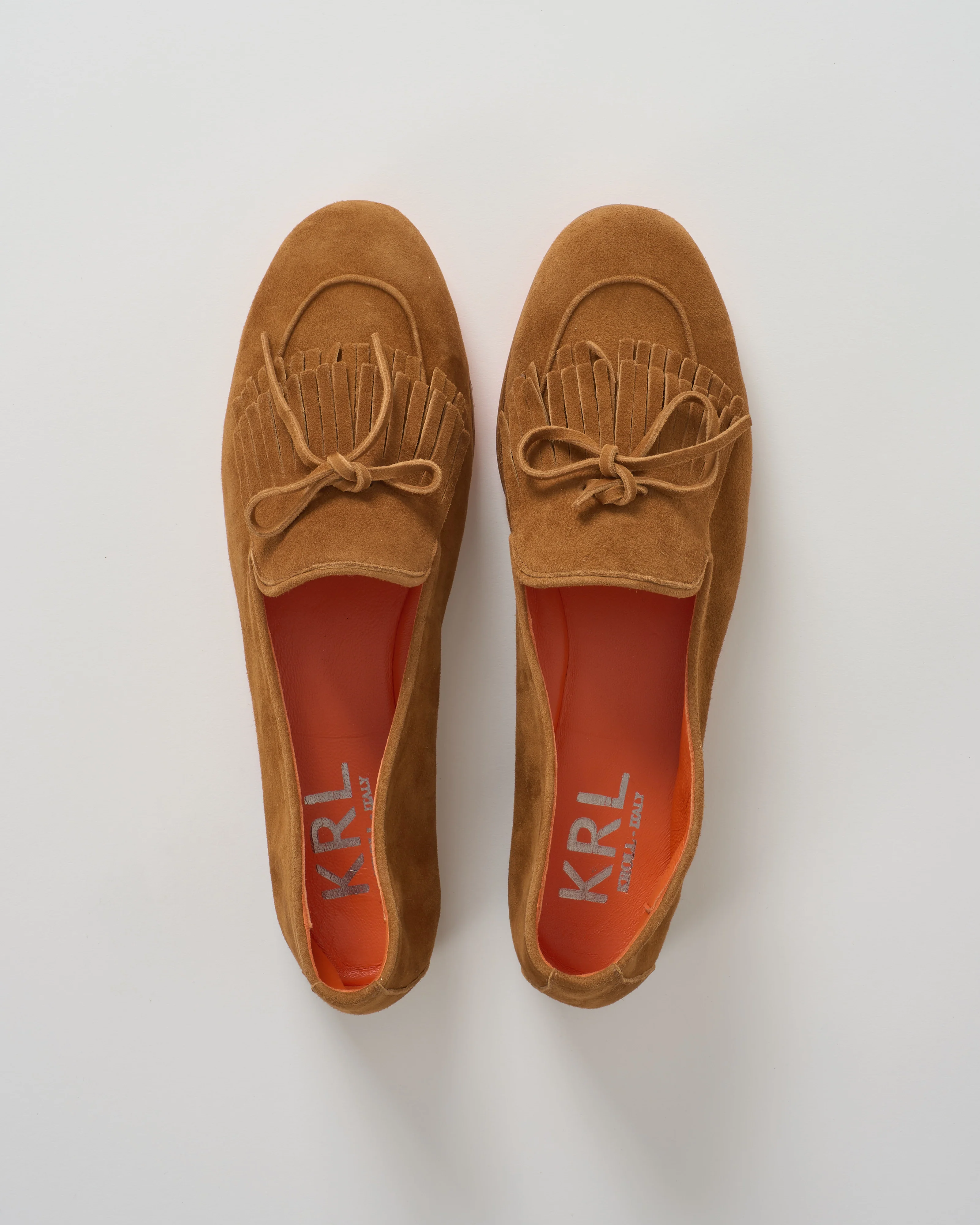 round toe flat loafer with kiltie bow - Image 2
