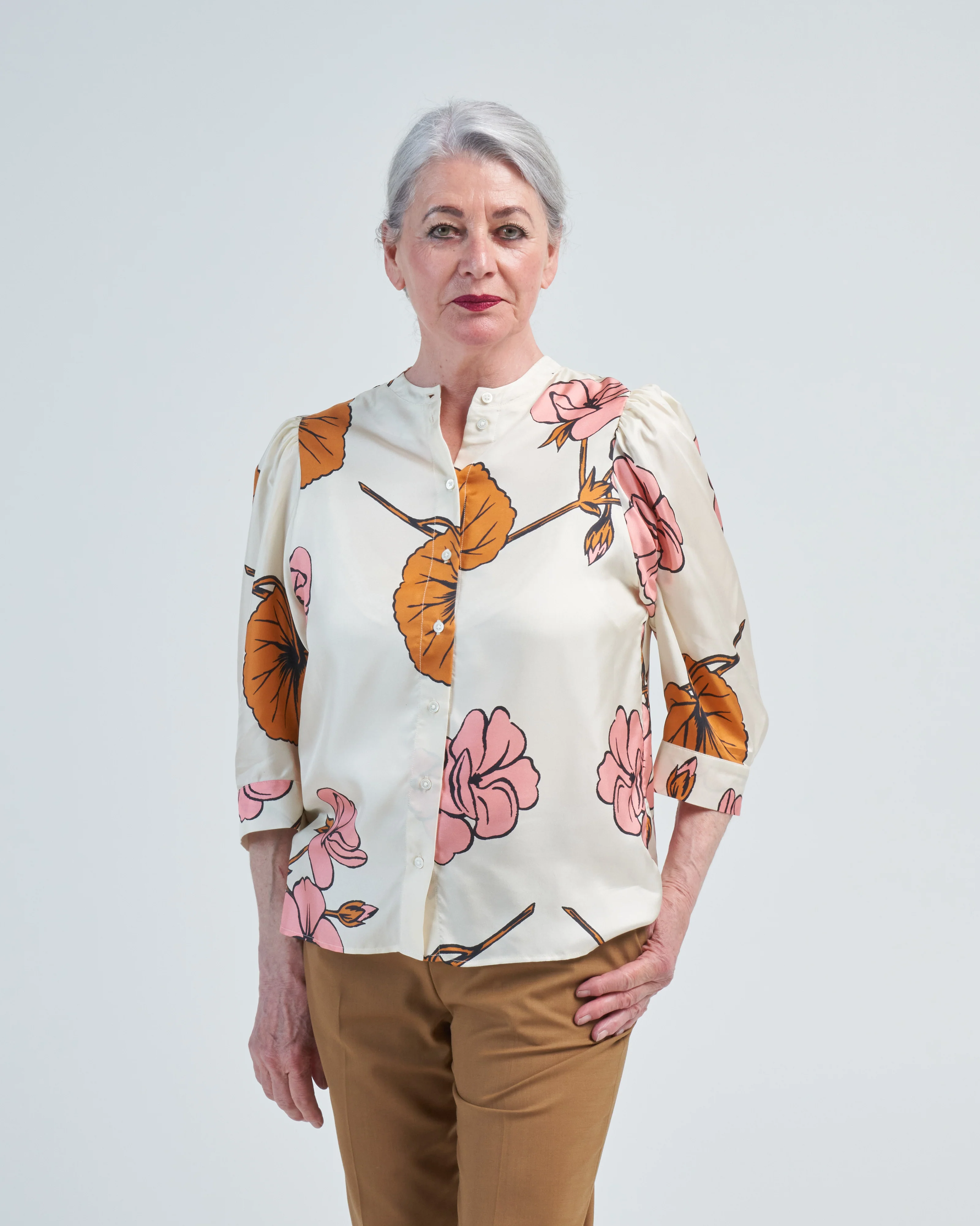 mona top