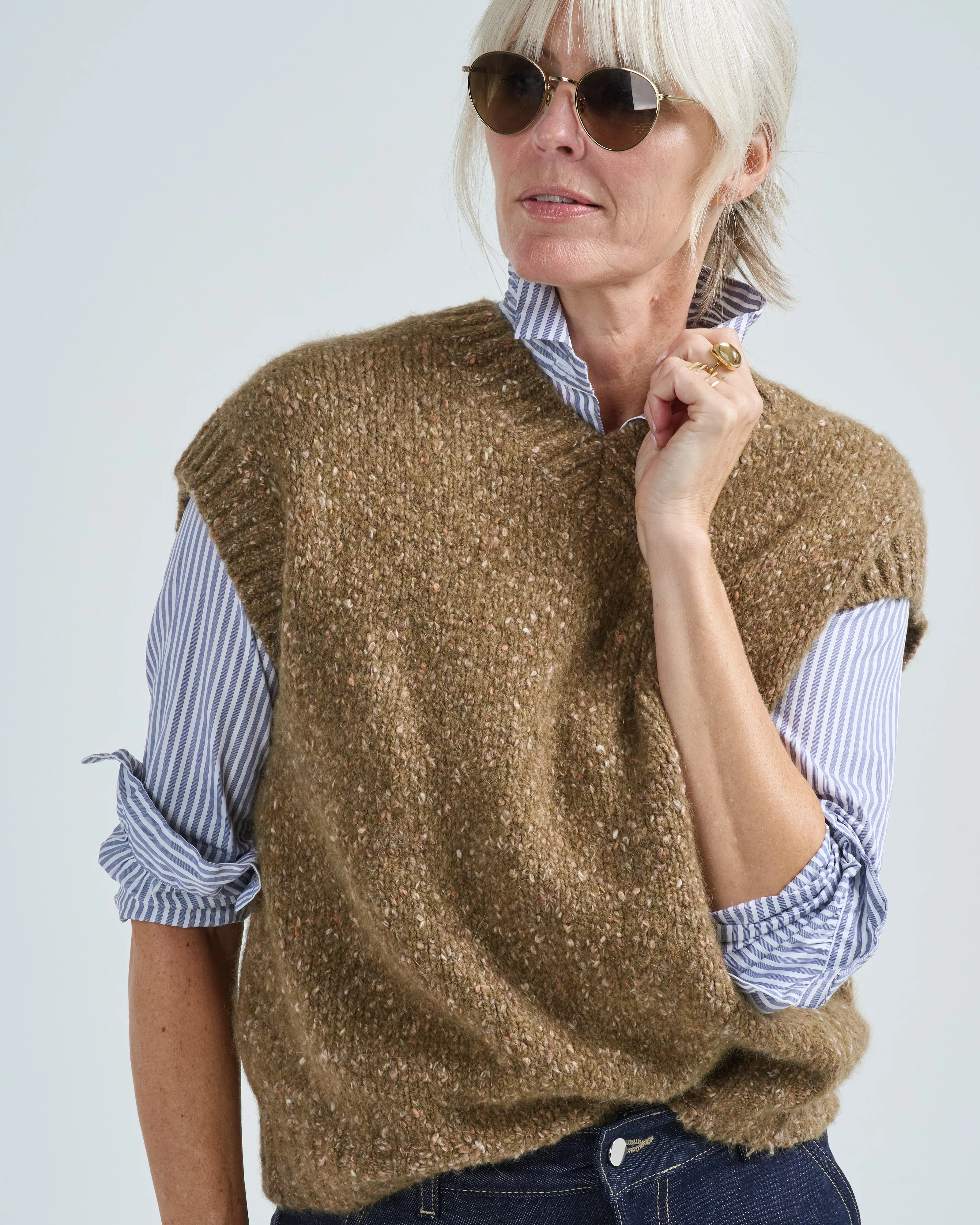 lofty v-neck vest - Image 5