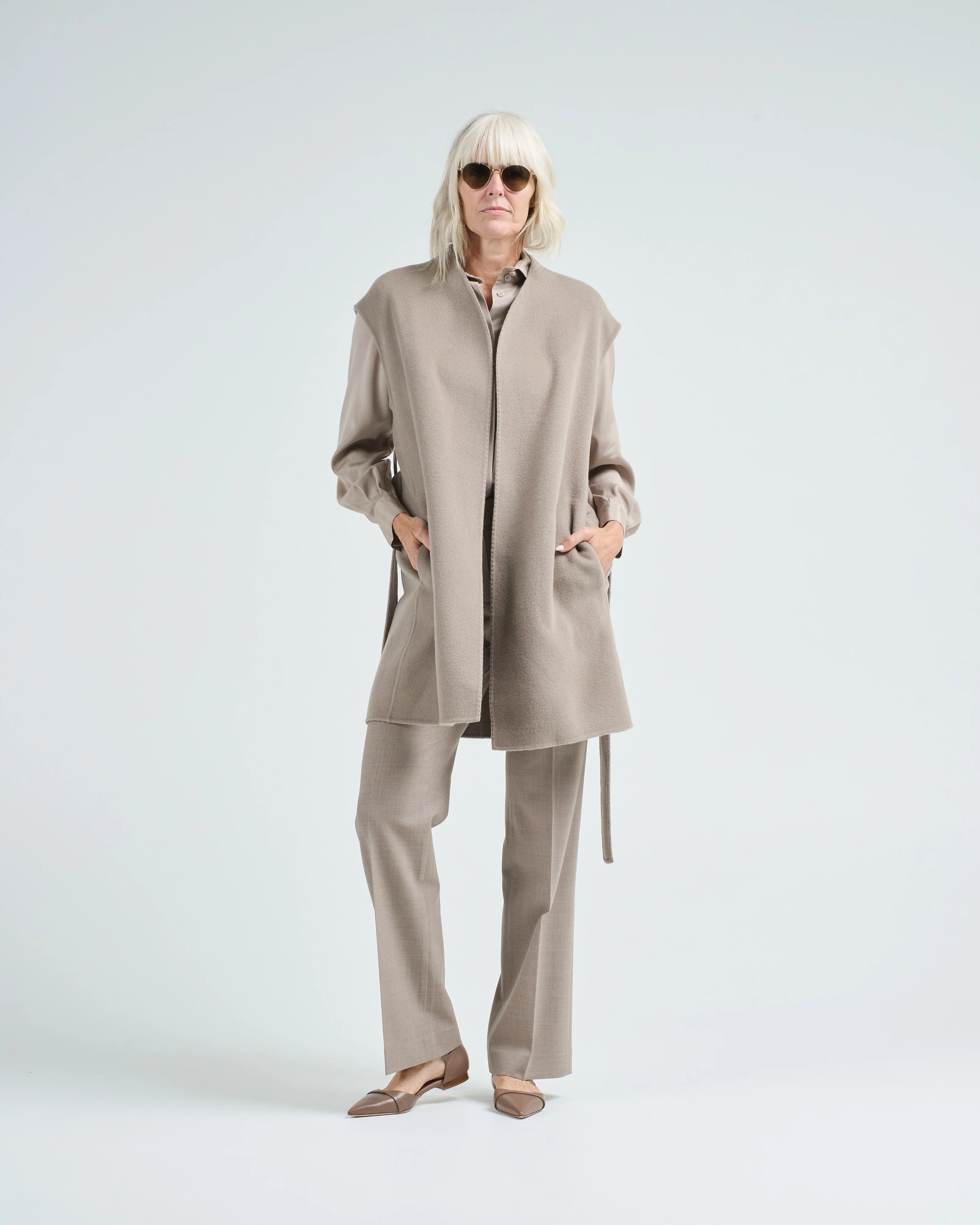 open front vest w/ self belt - Image 2