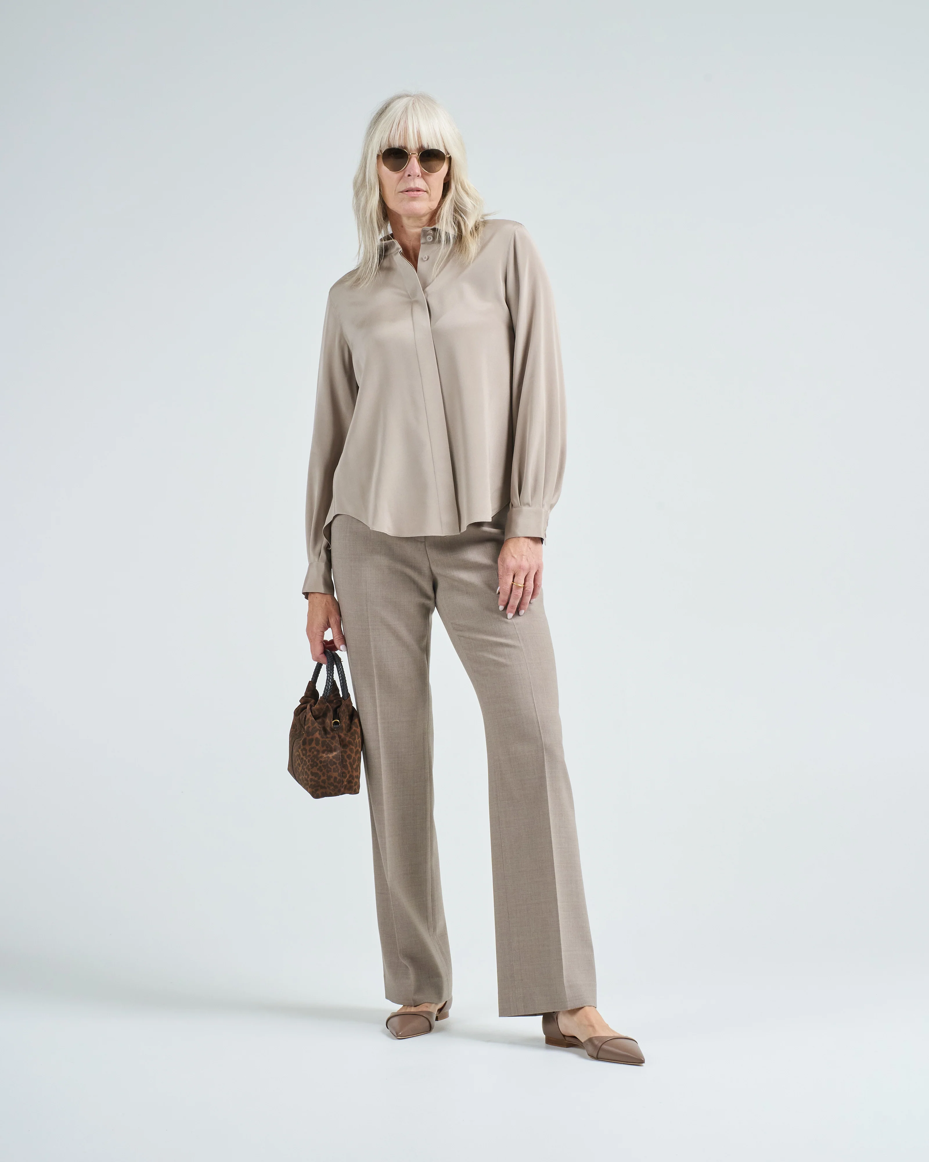 reade mid rise straight leg pant - Image 2