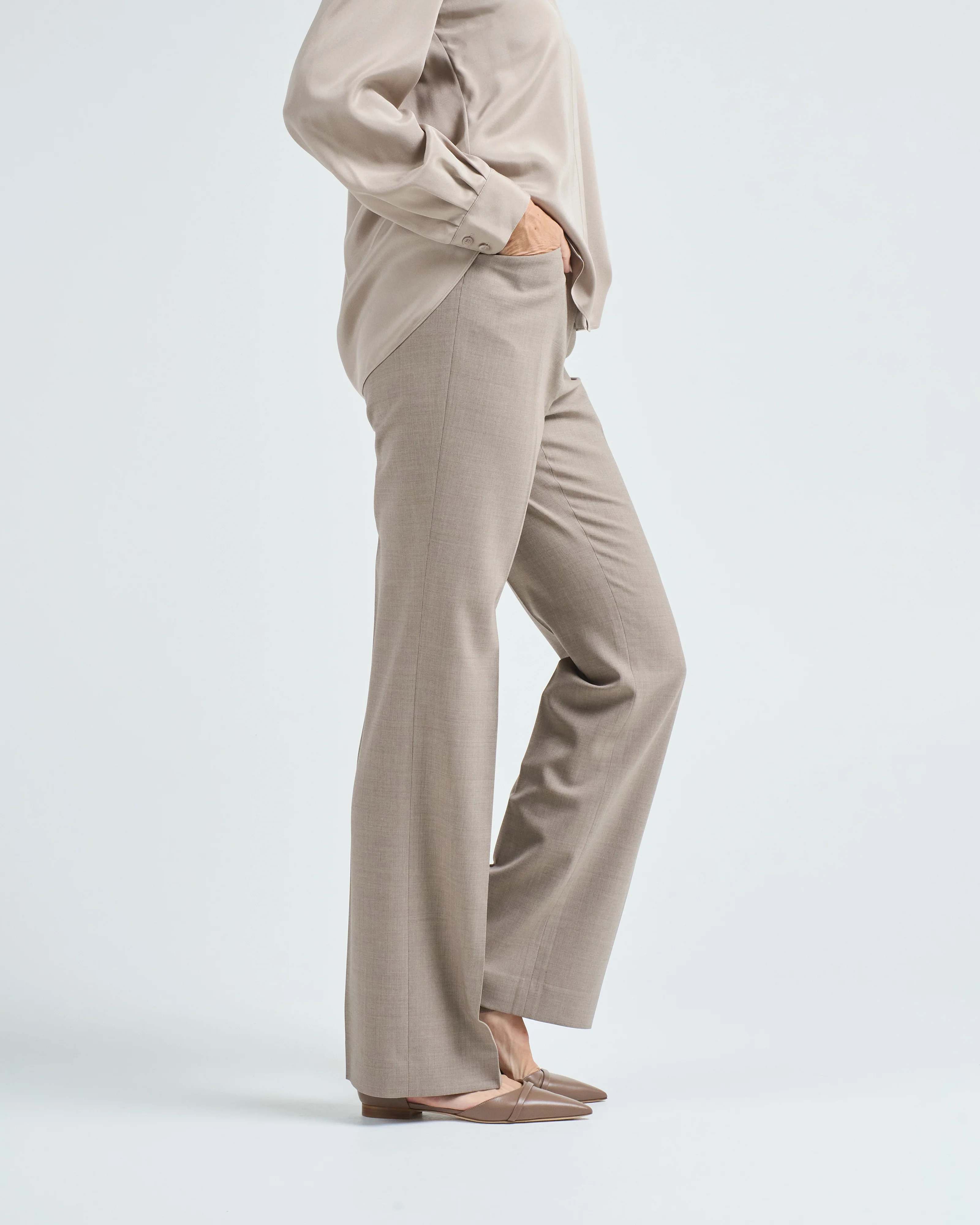 reade mid rise straight leg pant - Image 3
