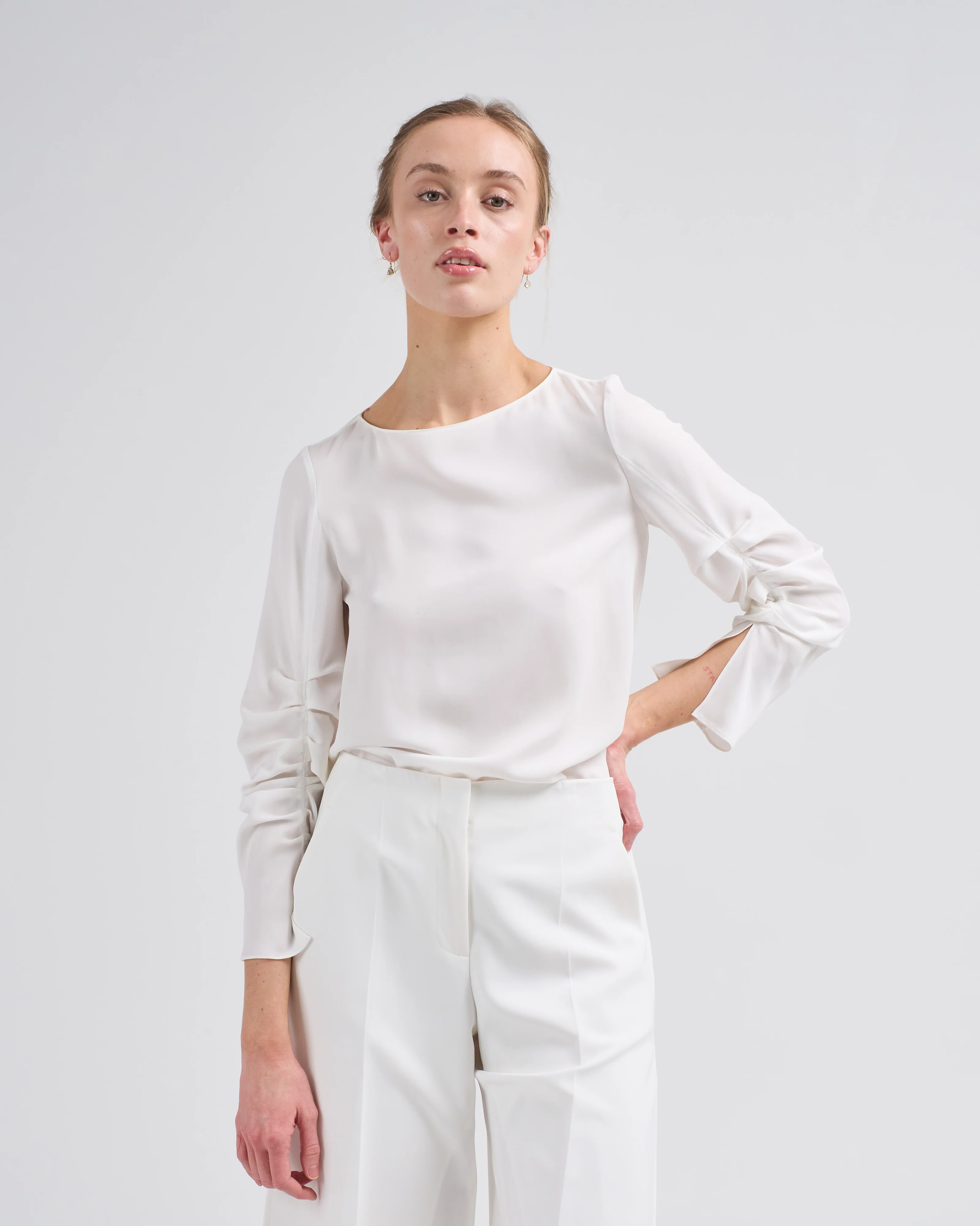 rouched slit sleeve blousse - Image 3