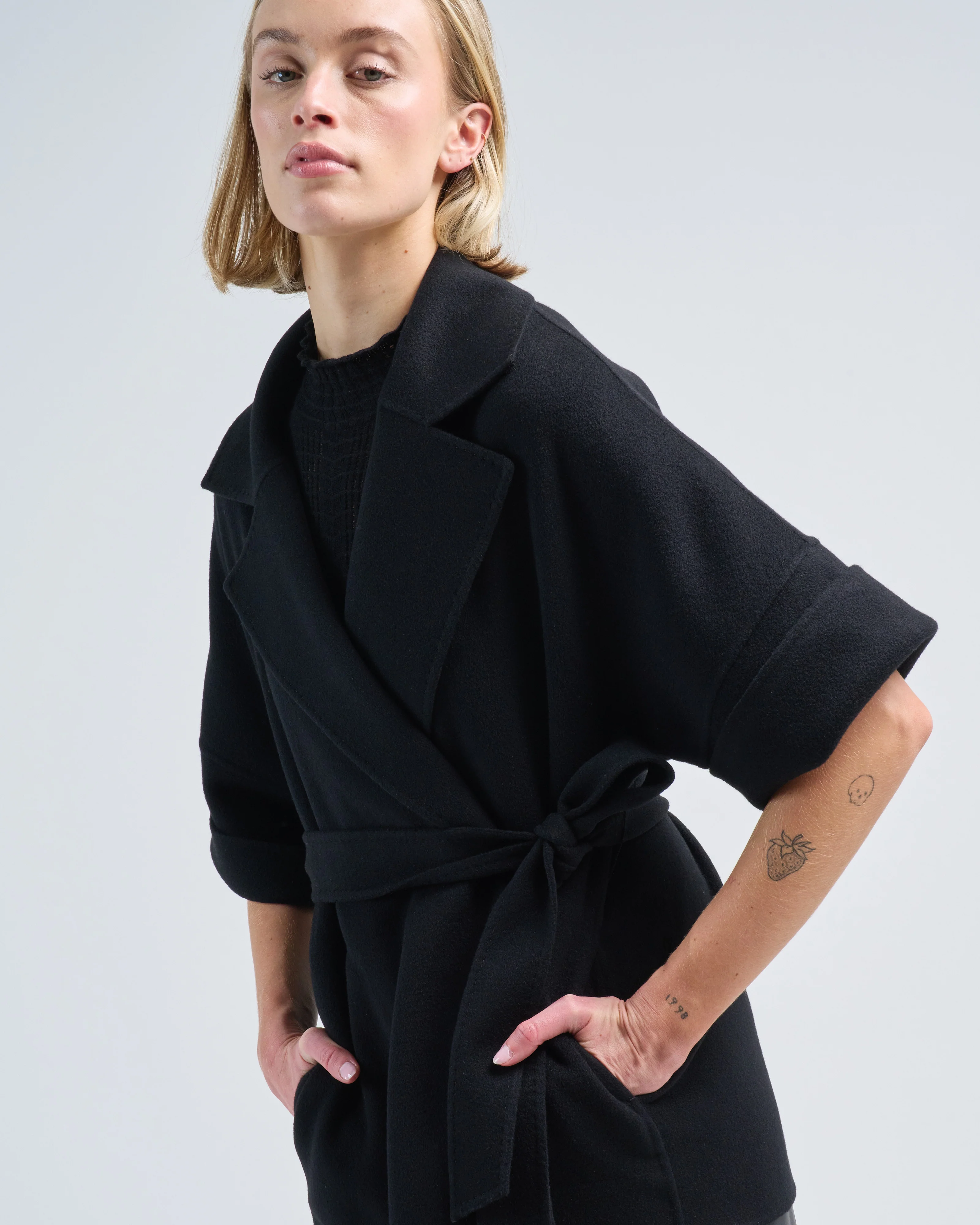 short sleeve cashmere jacket - Image 3