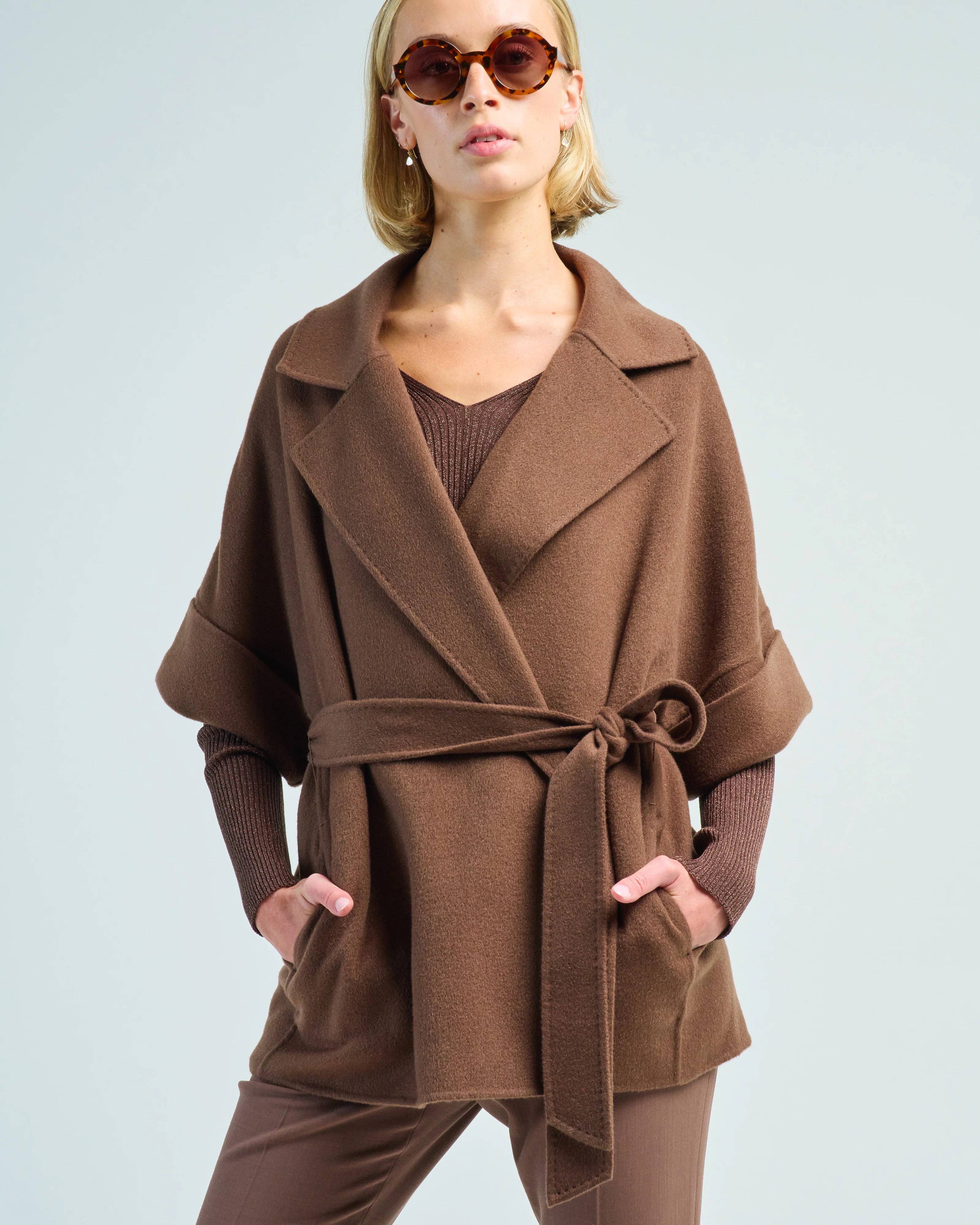 short sleeve cashmere jacket - Image 5