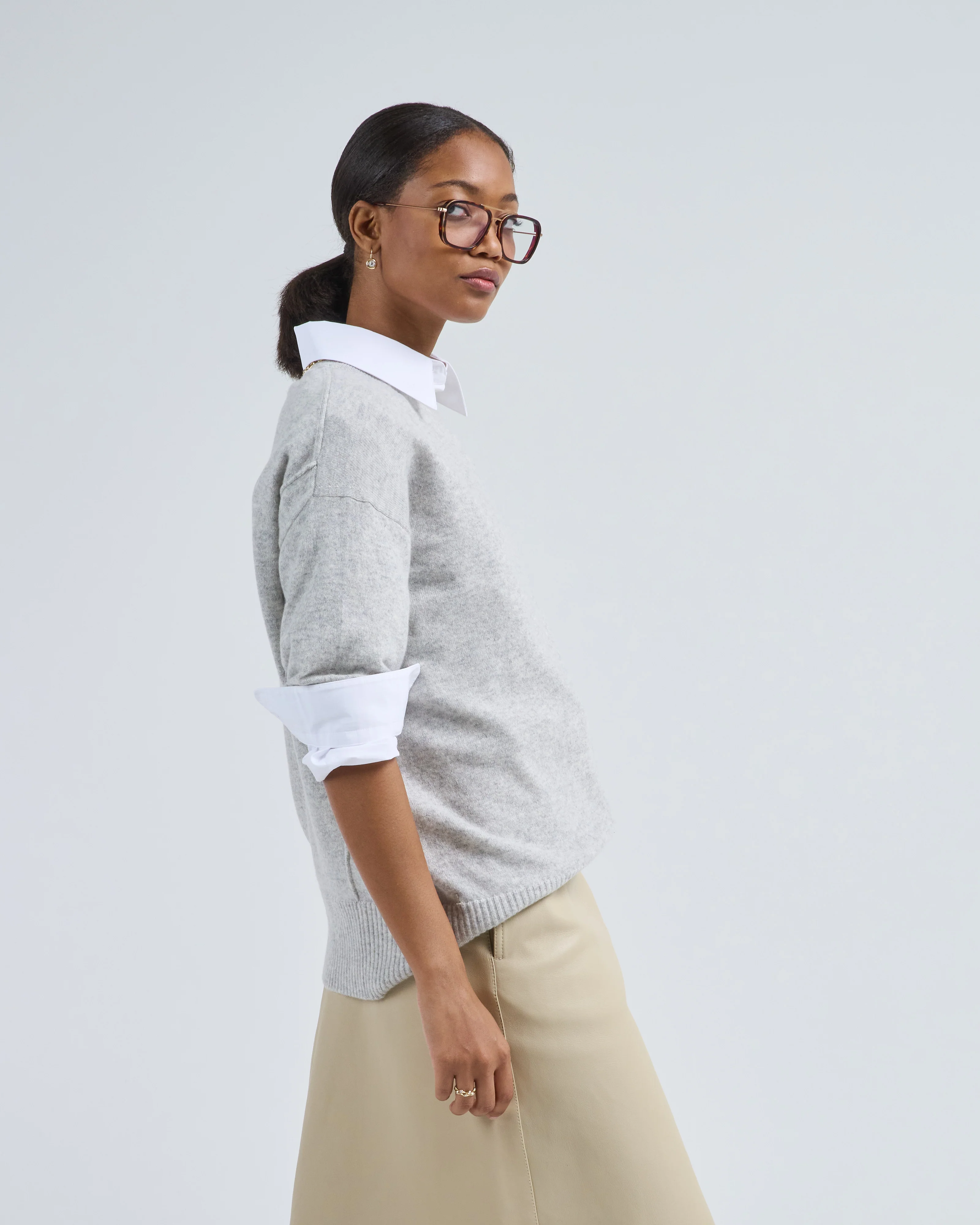 short sleeve crewneck sweater - Image 4